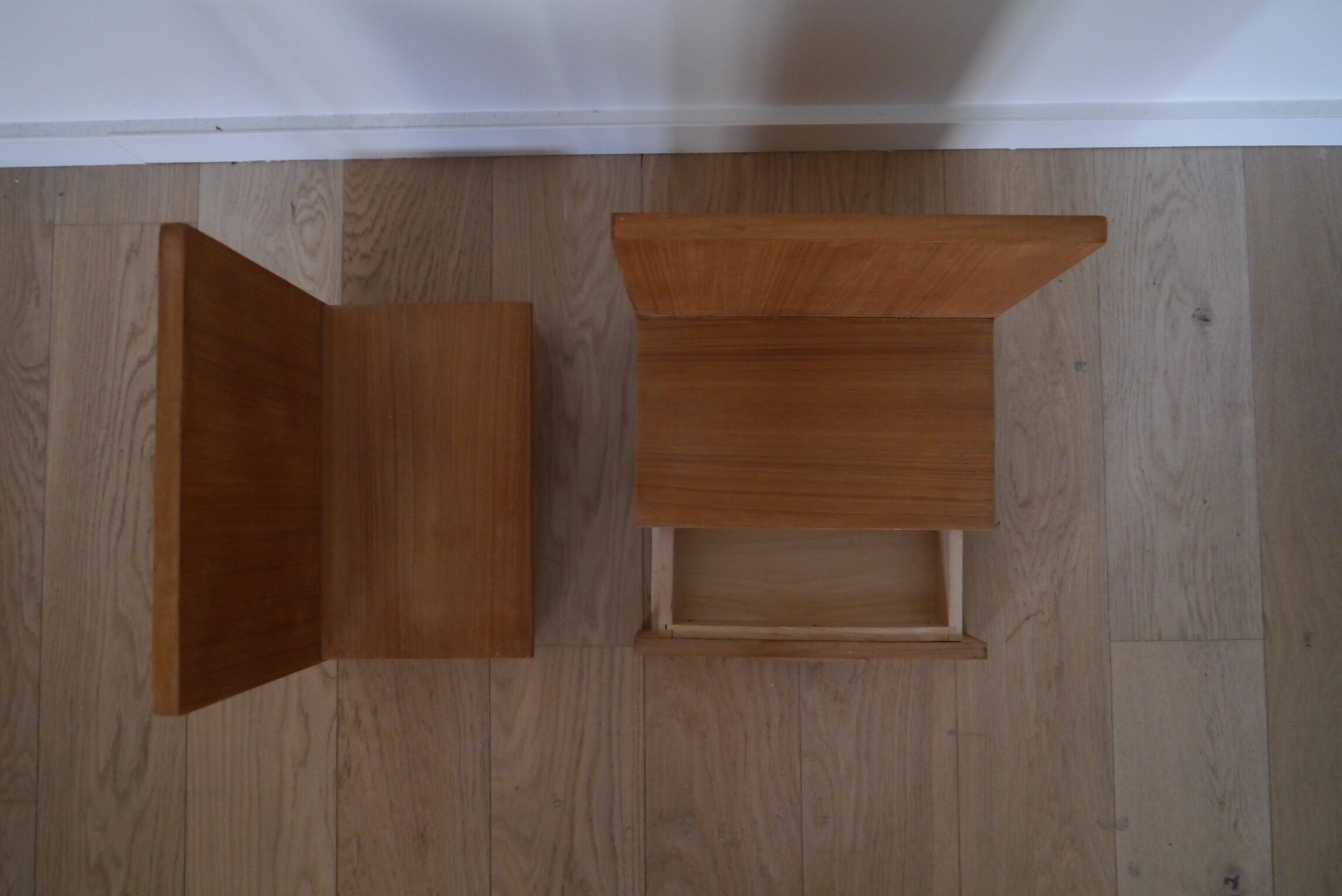 Pair of Scandinavian hanging bedsides