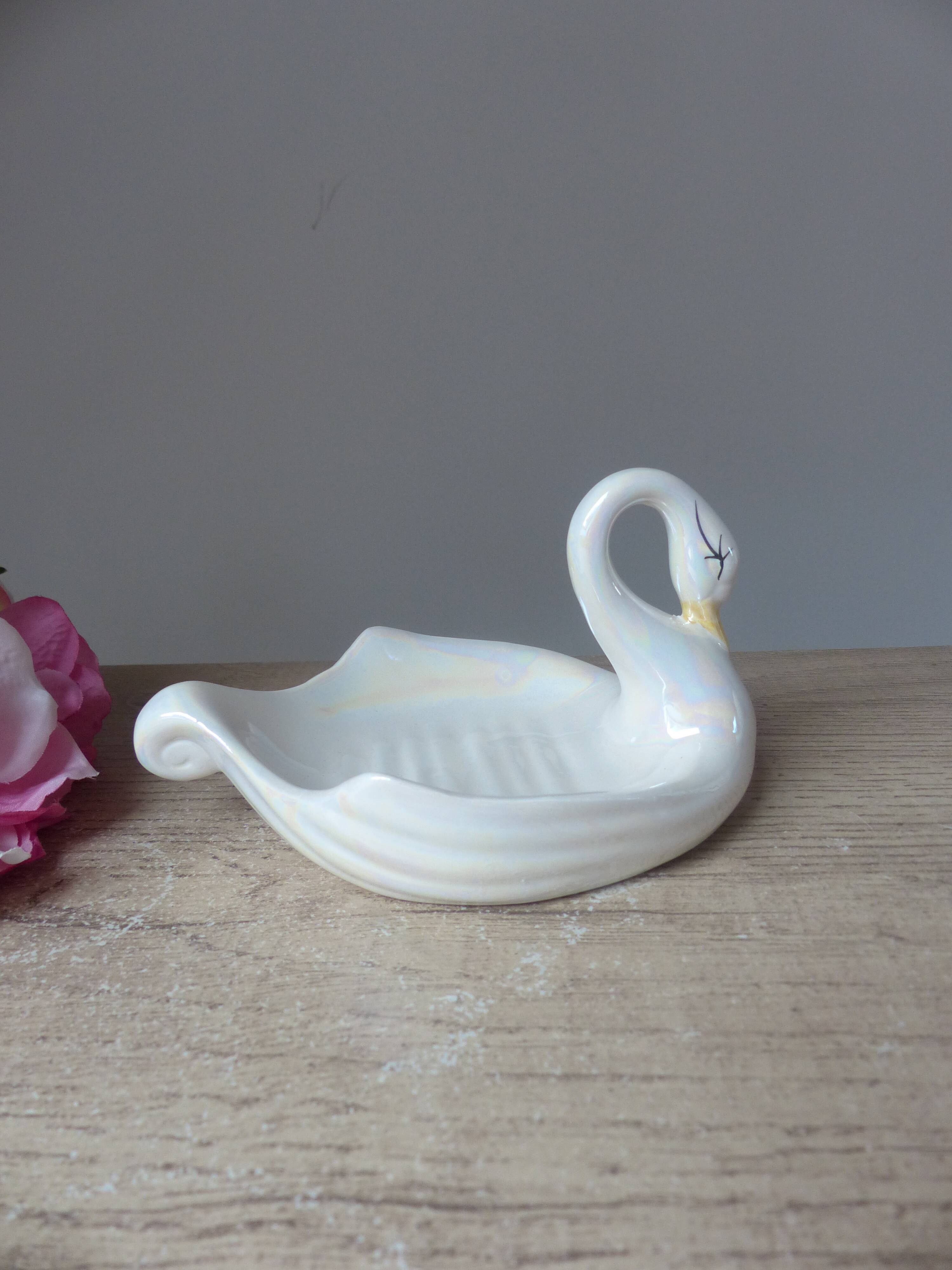 Soap holder or swan trinket in vintage iridescent white ceramic, swan sponge holder, jewelry holder