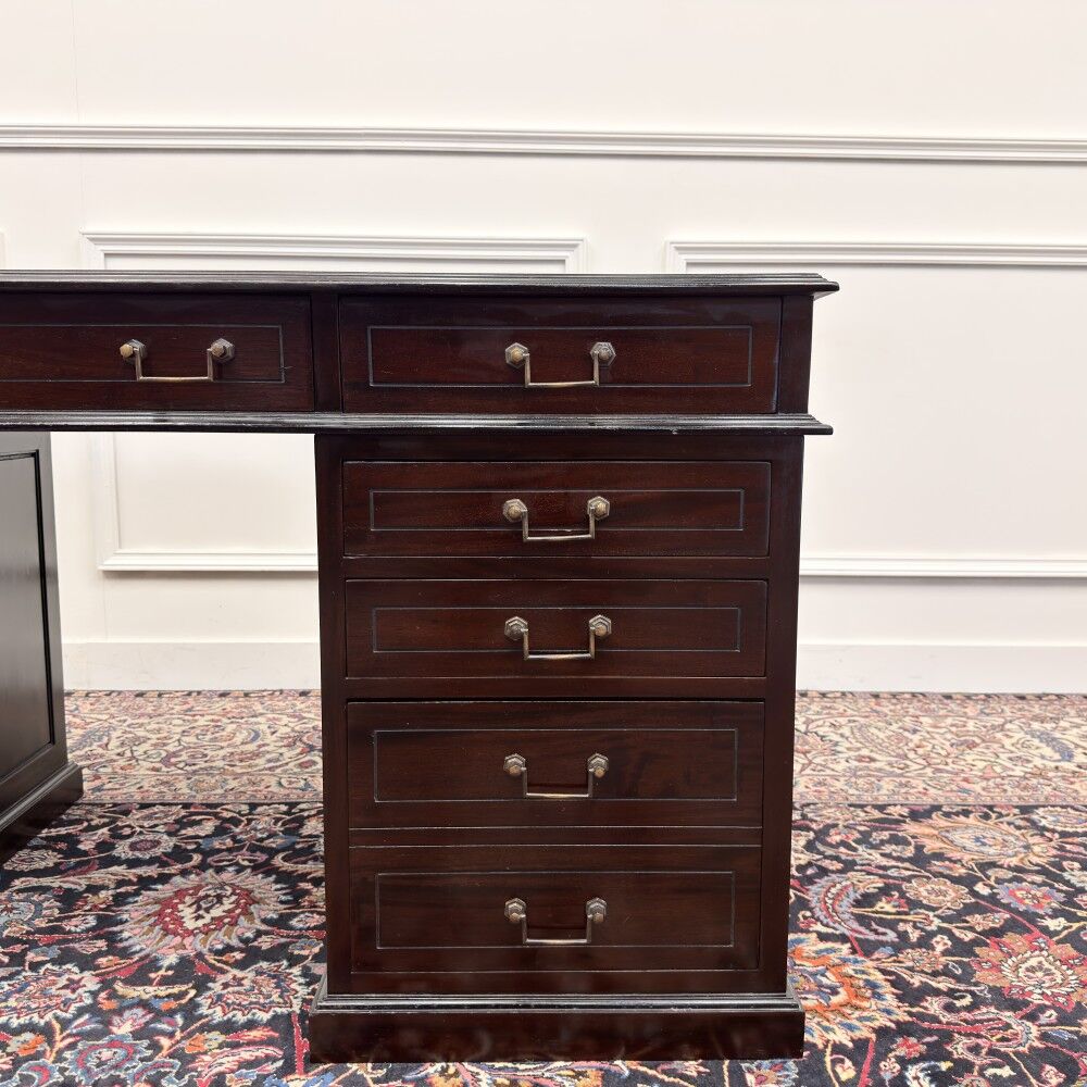 Bureau anglais classique avec incrustation en cuir