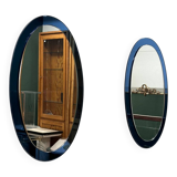 Rare paire de miroirs ovales bleus italiens, attribués à Cristal Arte, années 1970