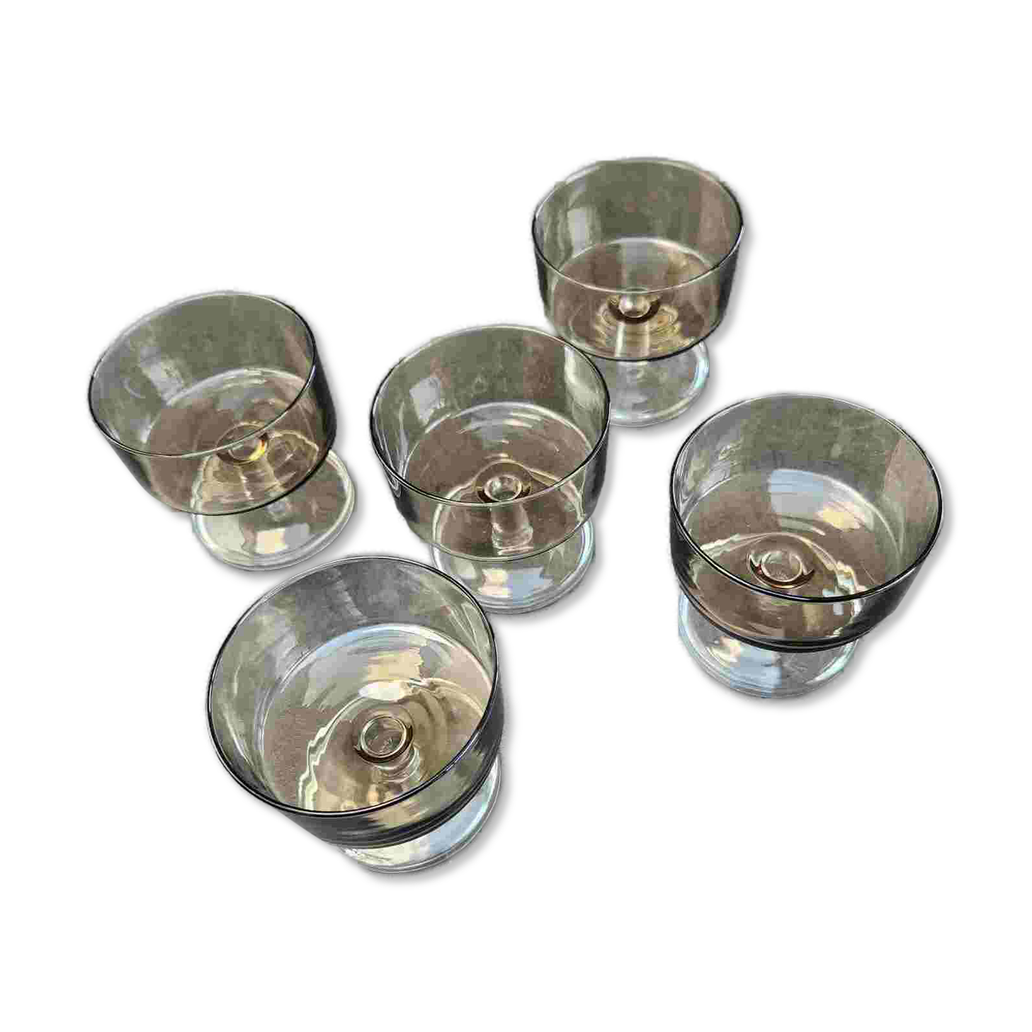 5 vintage champagne coupes