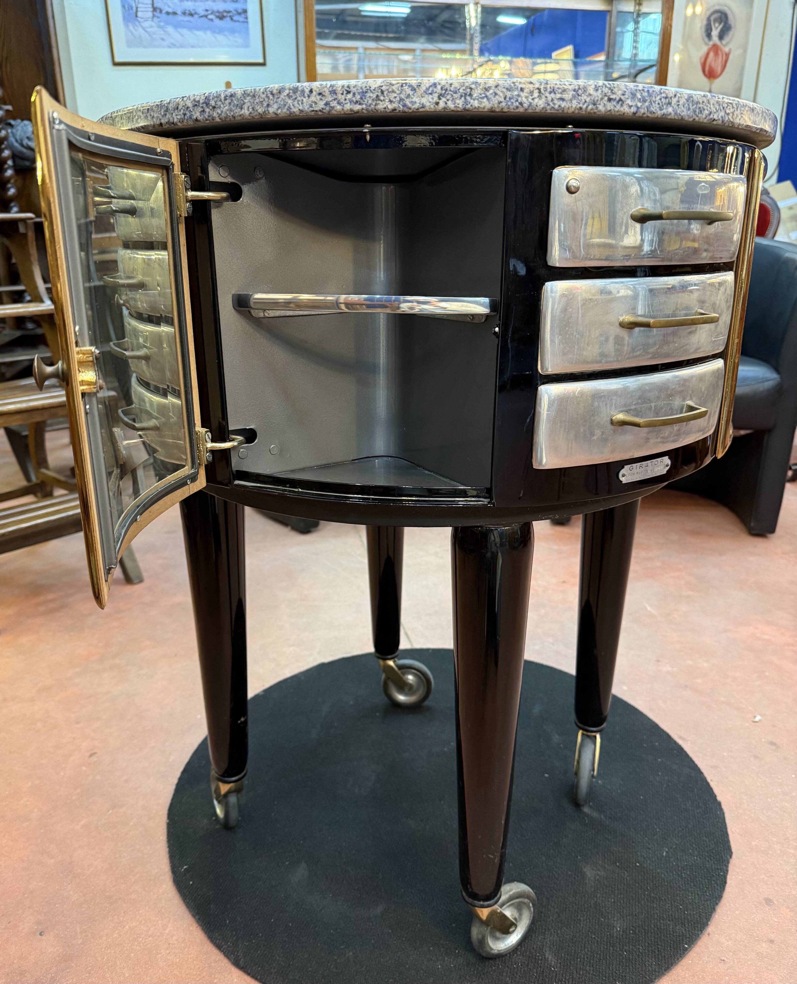 Gyrator dentist's cabinet