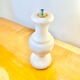 Pied de lampe en marbre