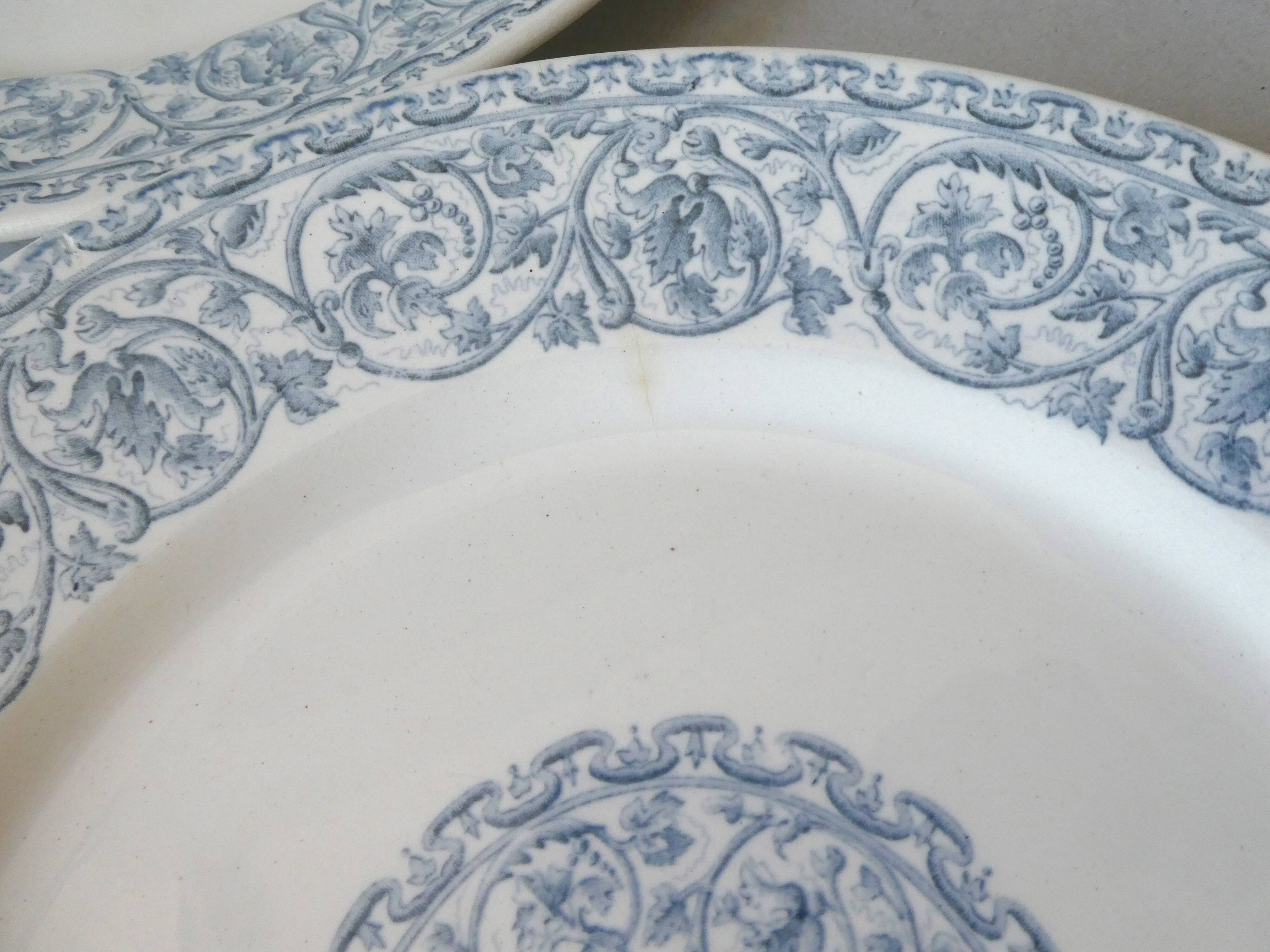 Set of 6 plates Creil Montereau Terre de Fer, Renaissance model, late XIX