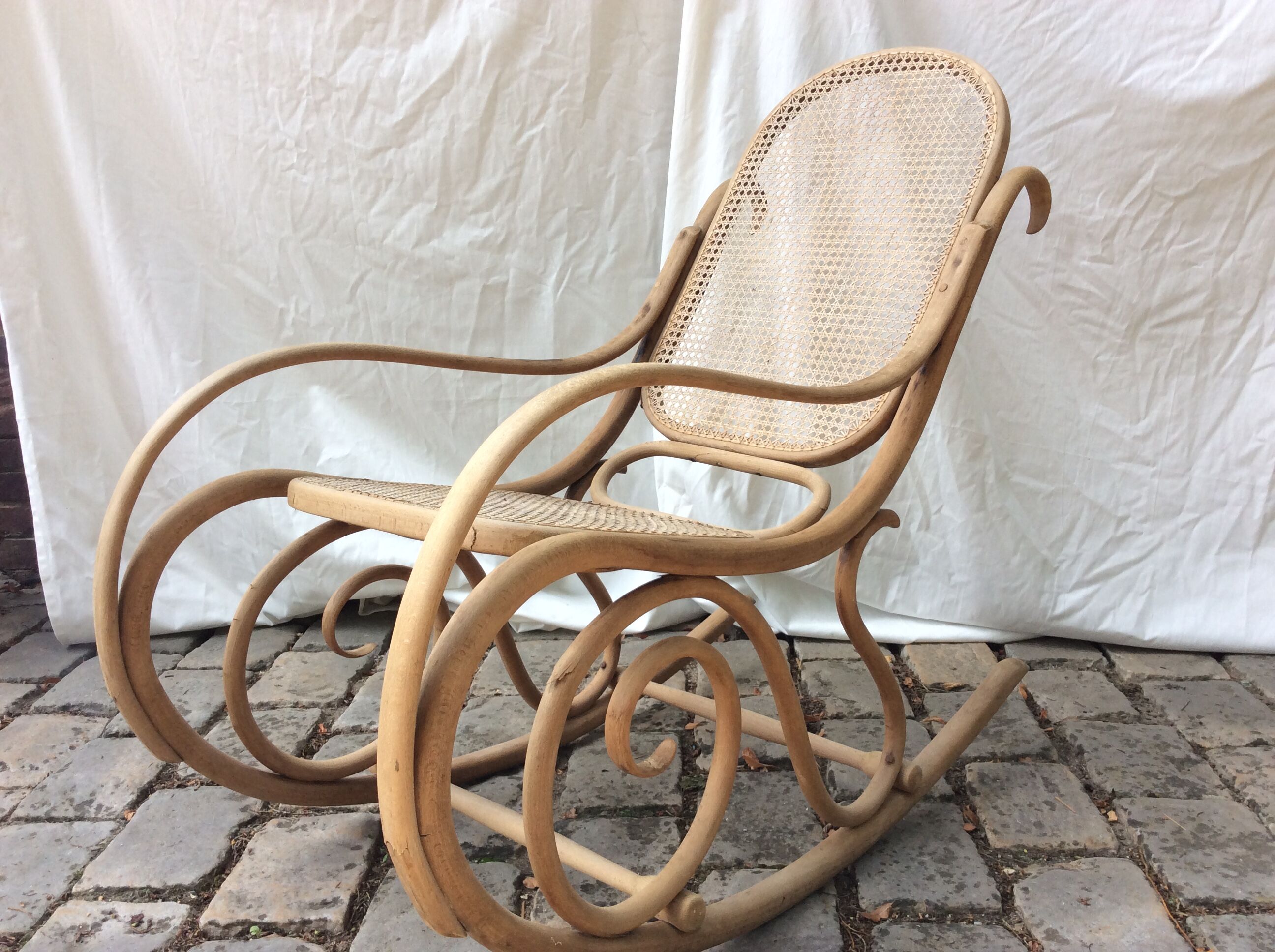 Thonet rocking chair