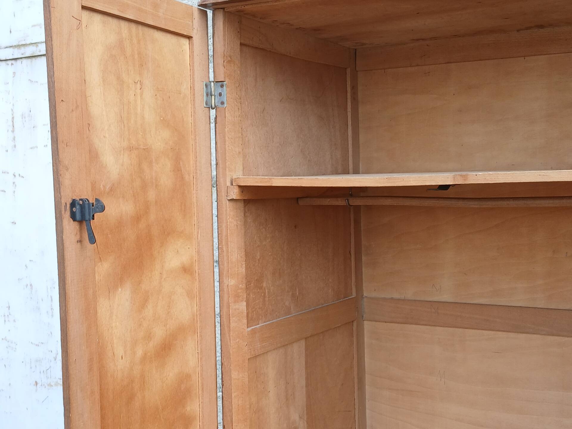 Armoire parisienne années 50