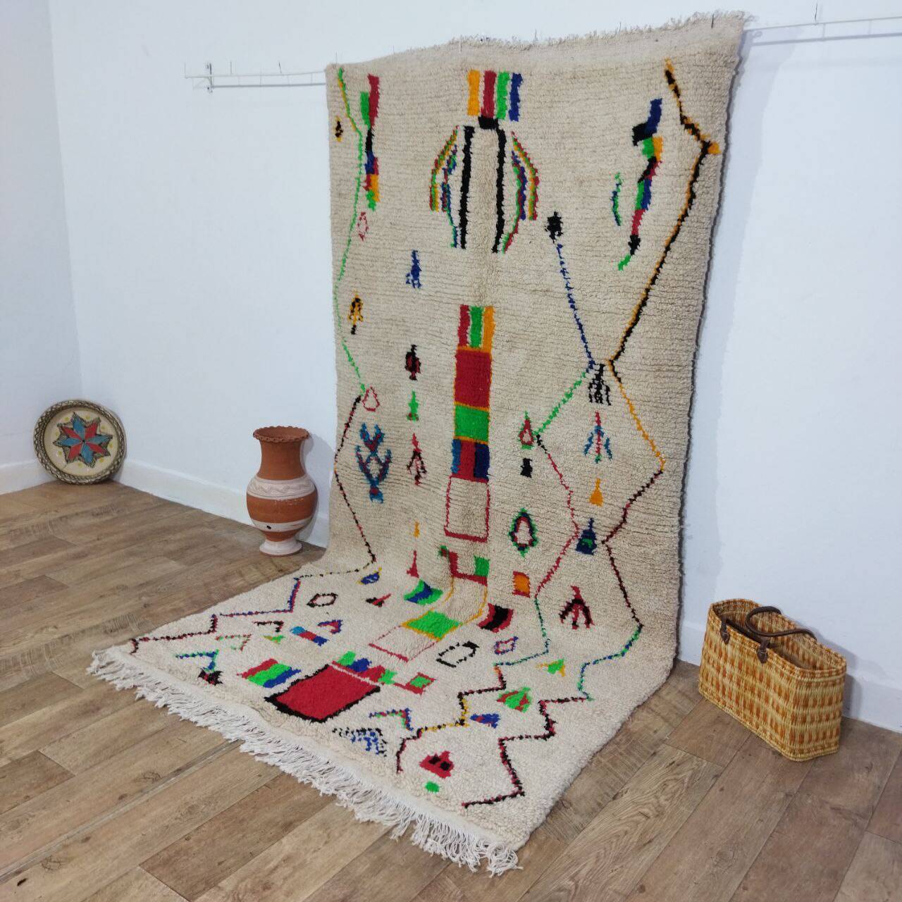 Tapis berbère marocain artisanal fait main 270 X 136 CM