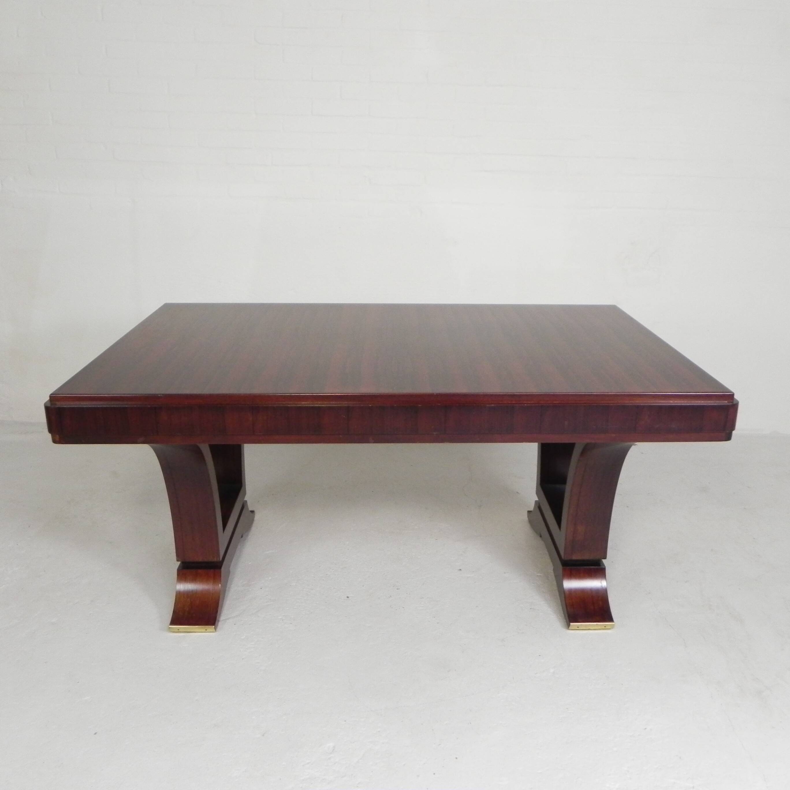 Art Deco dining table, rosewood veneer, extendable up to 248 cm, 1930s.