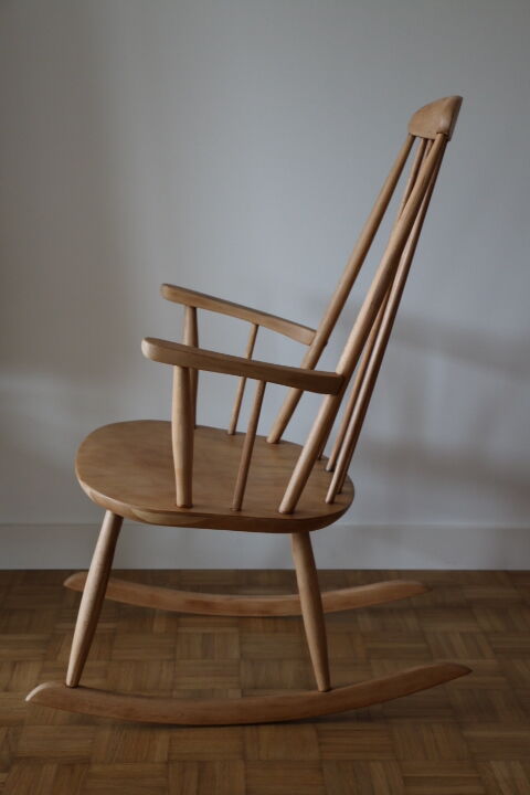 Scandinavian rocking-chair light beech