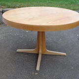 Baumann table in white wood