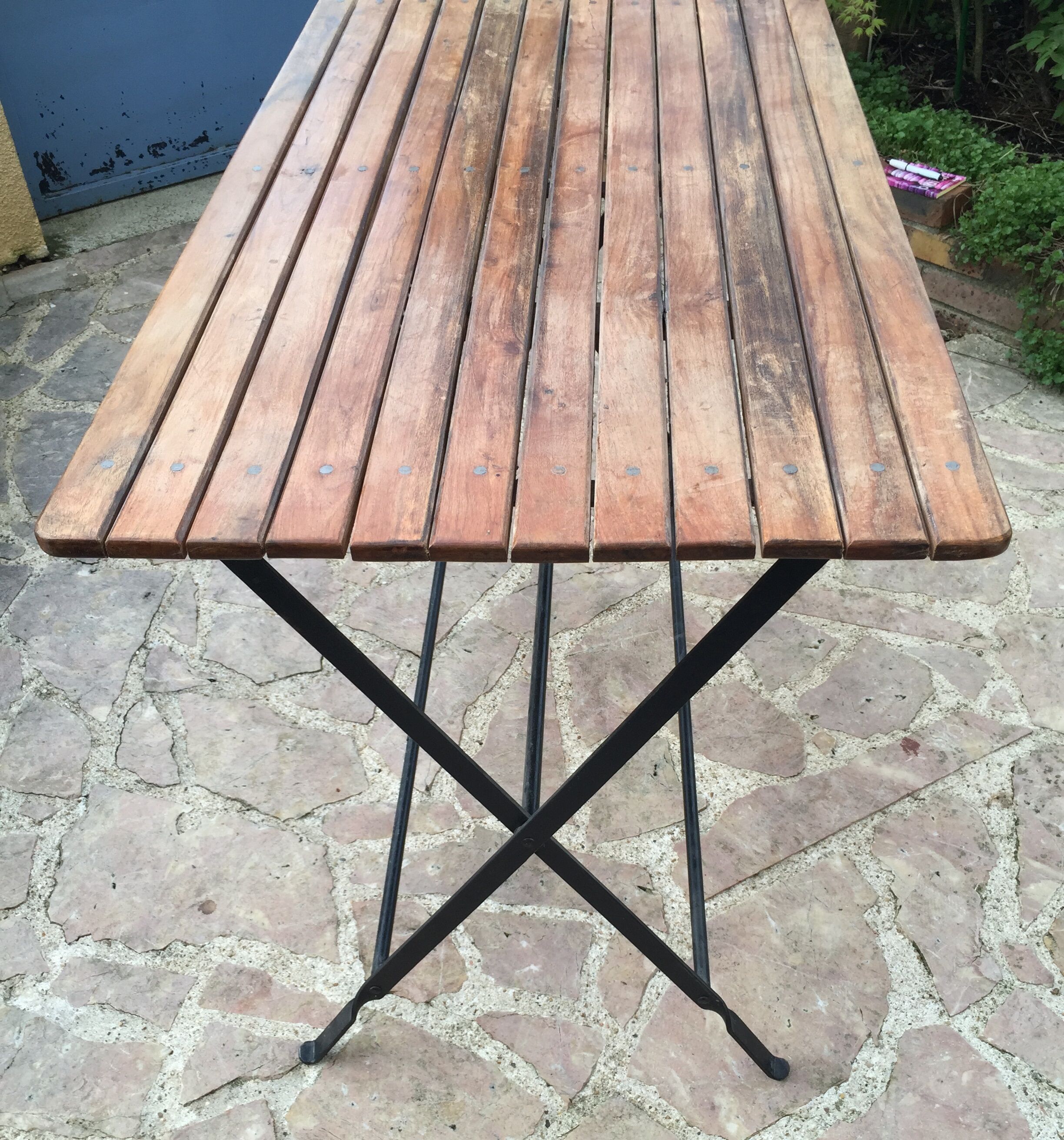 Table de jardin en teck
