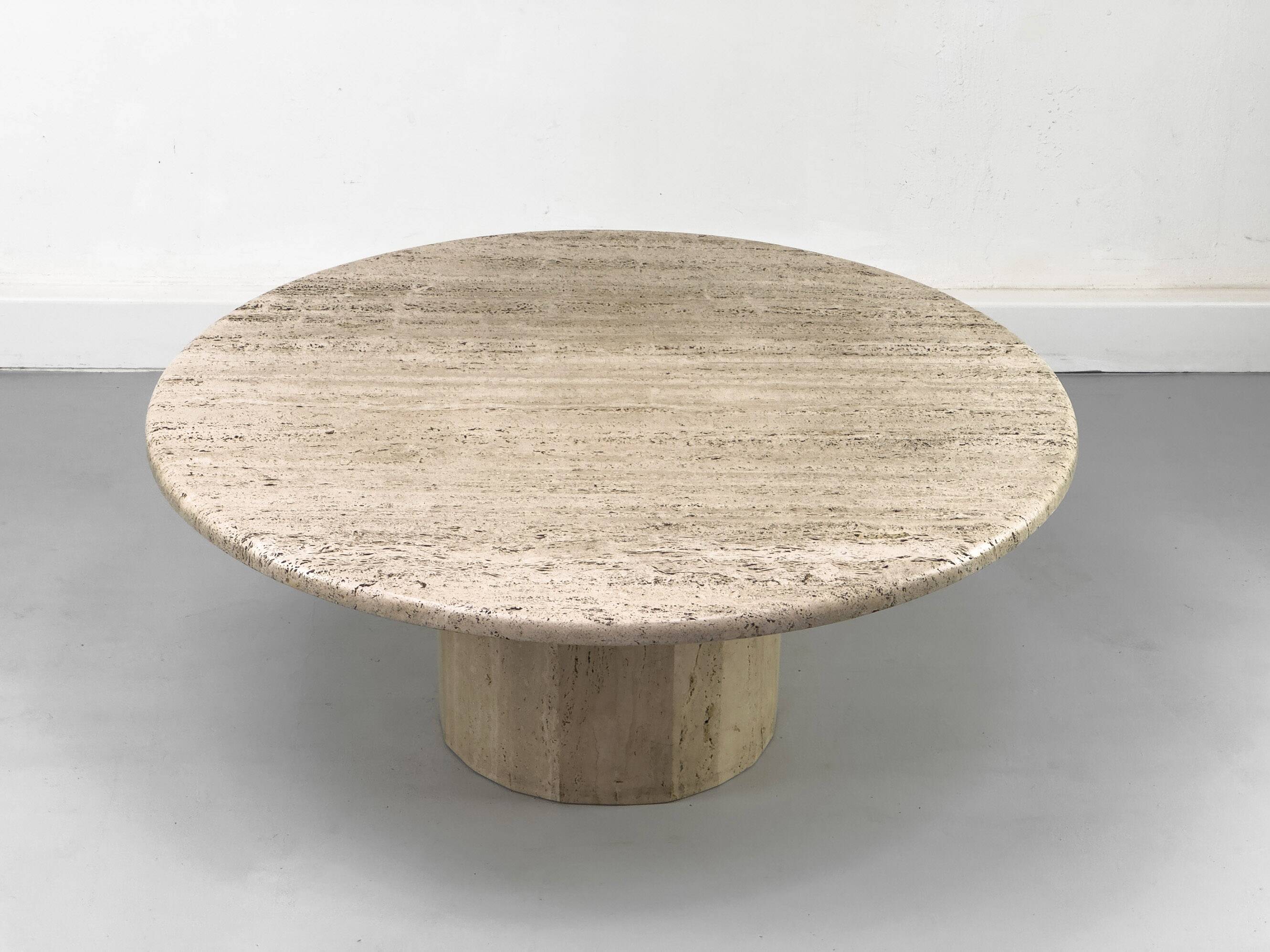 Table basse circulaire vintage en travertin, années 1970