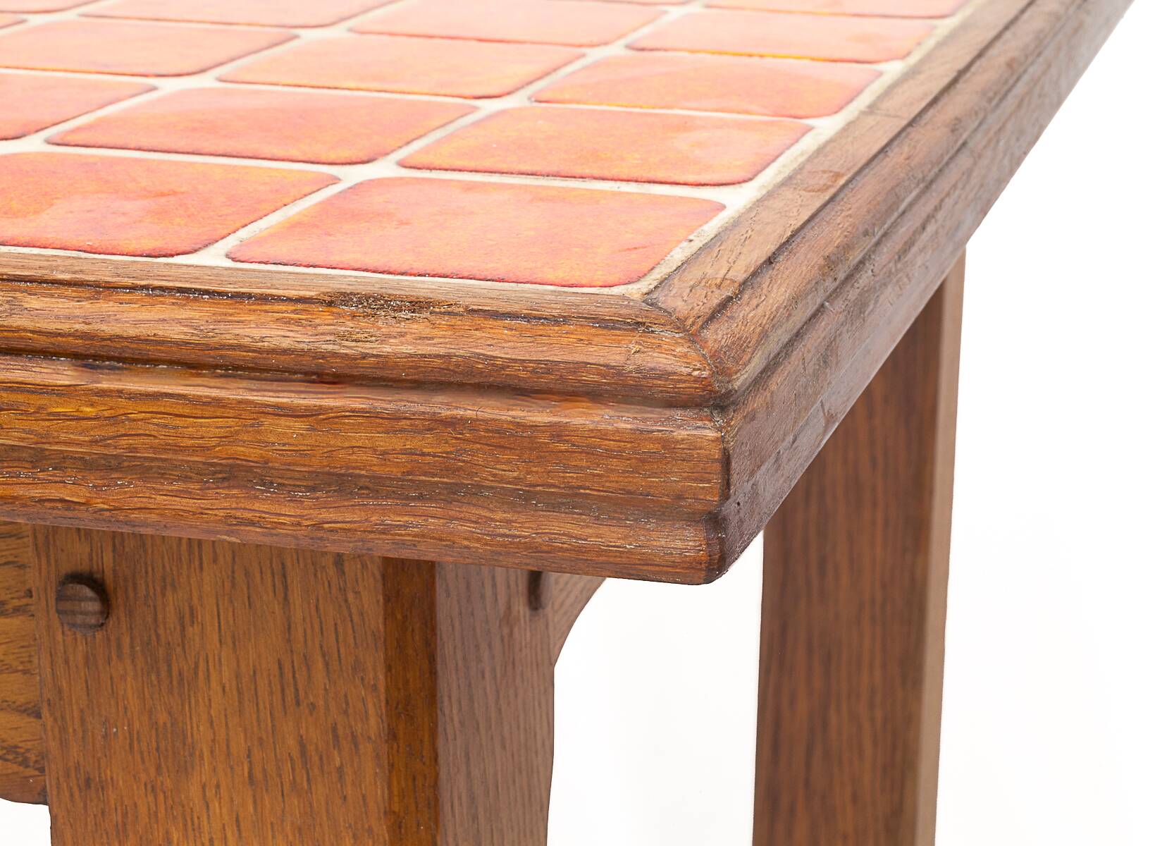 Kitchen dining table