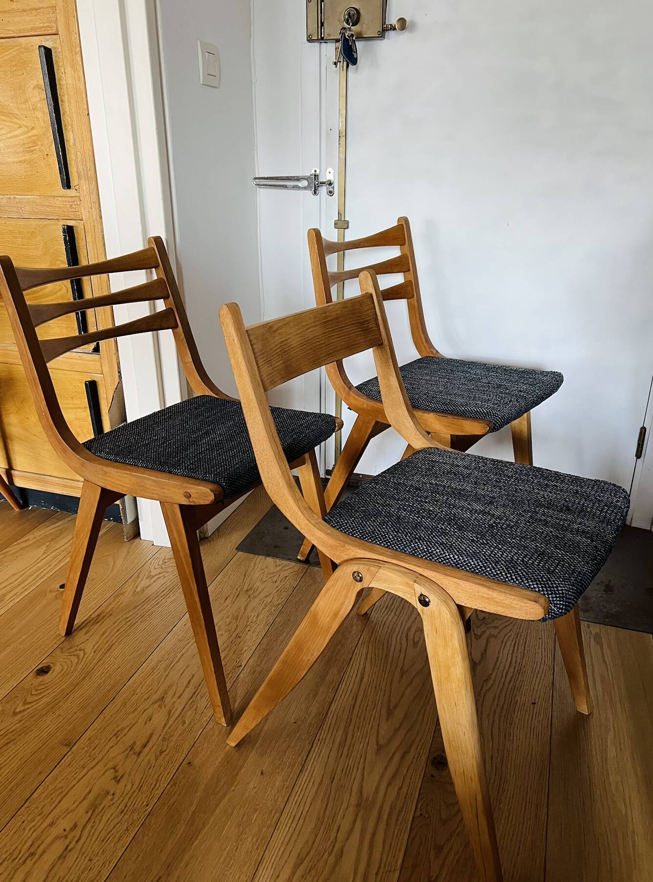 (Lot) 3 Compass Leg Chairs 1960s Scandinavian