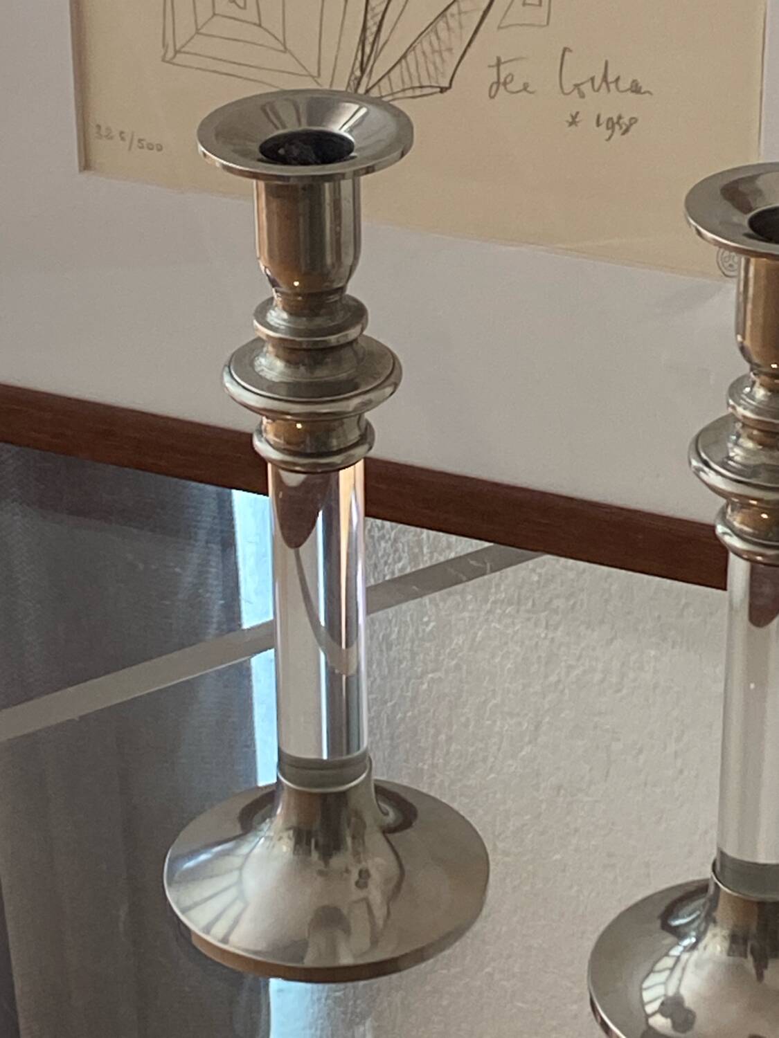 Paire de bougeoirs design en lucite et métal, années 60