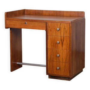 Petit bureau moderniste,
