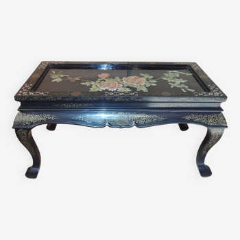 Japanese coffee table with floral and bird/vintage decor