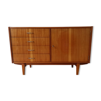 Buffet moderniste, années 1970