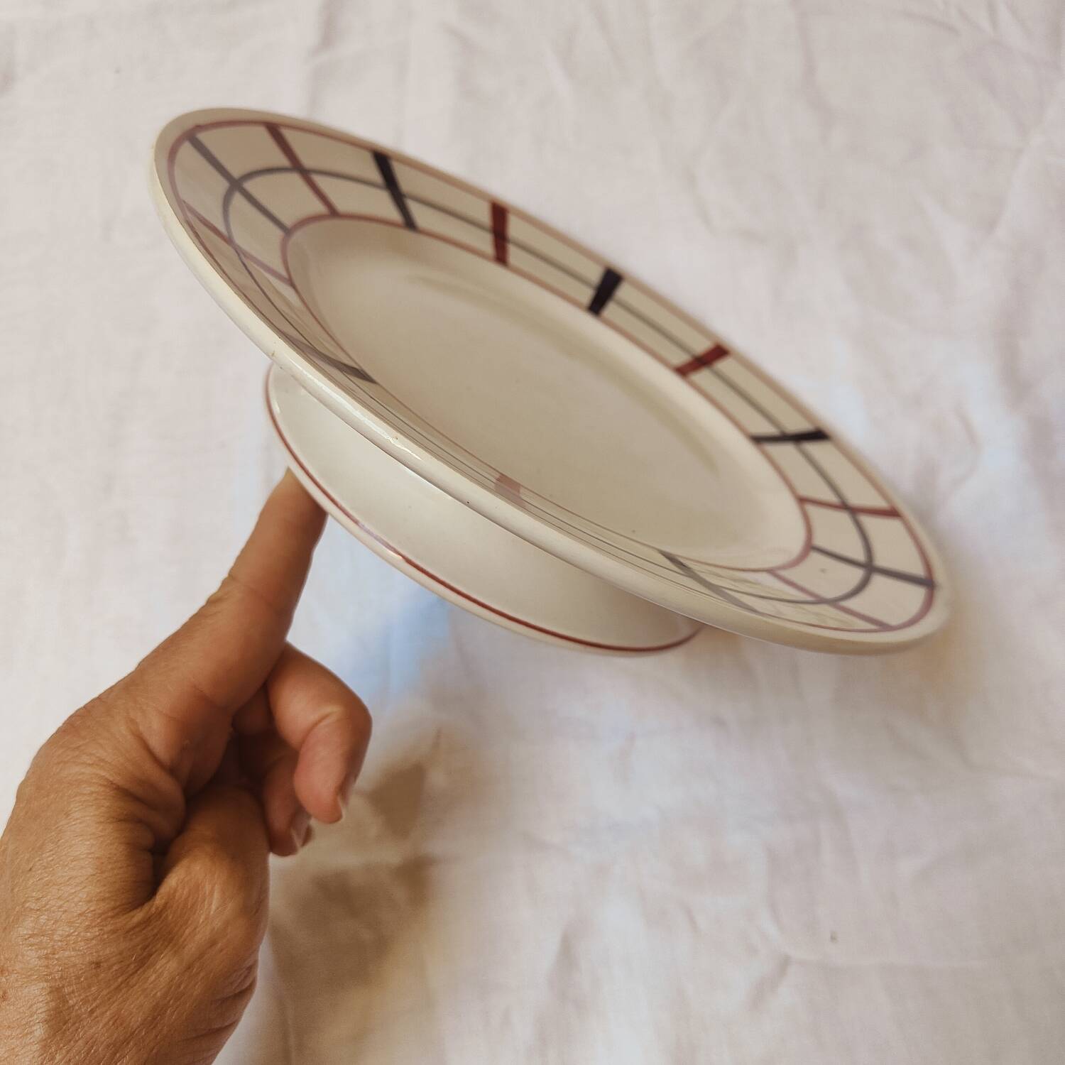 Saint Amand mounted plate