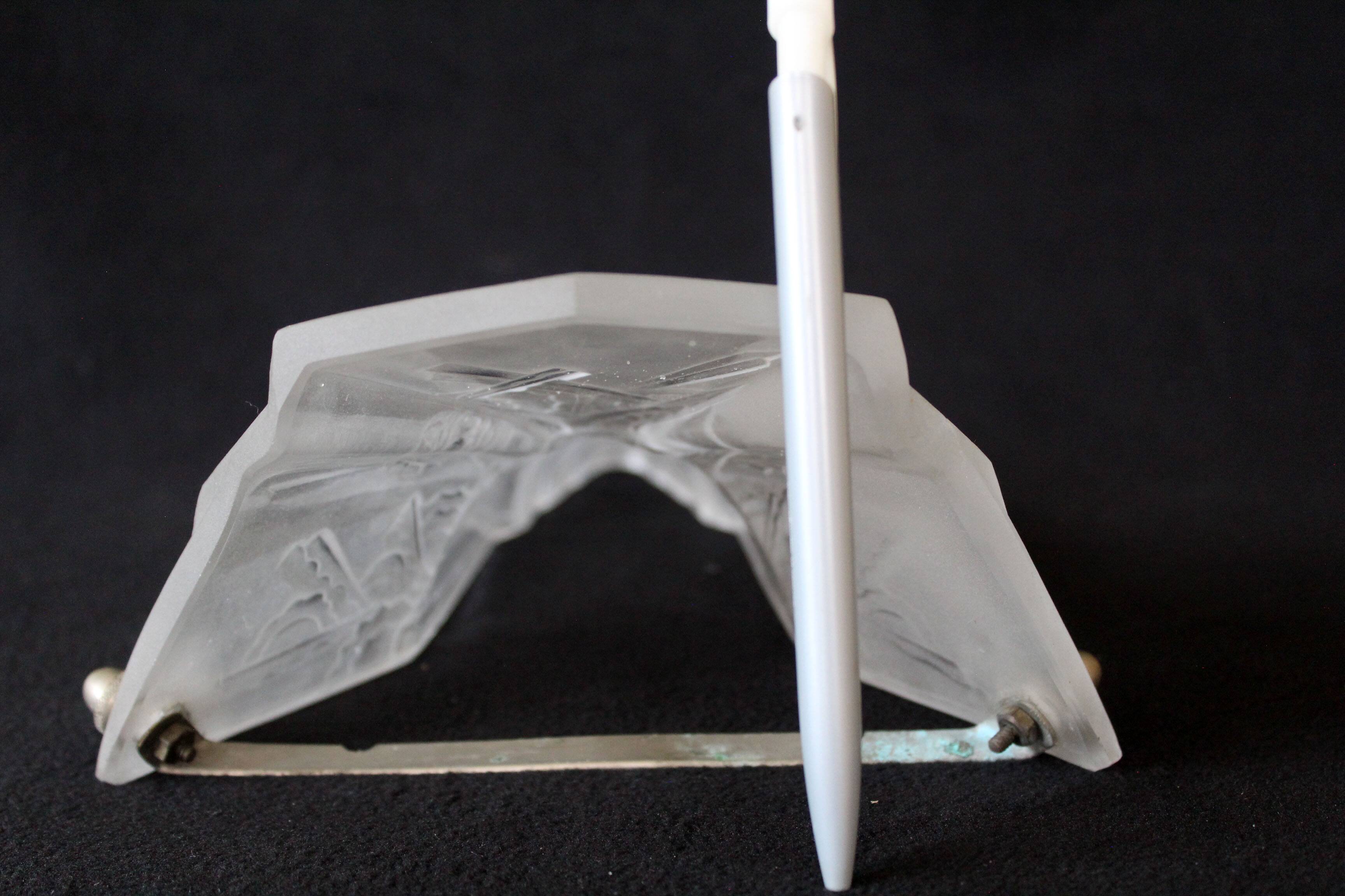 Grand abat-jour Art Déco en verre dépoli, motif floral géométrique