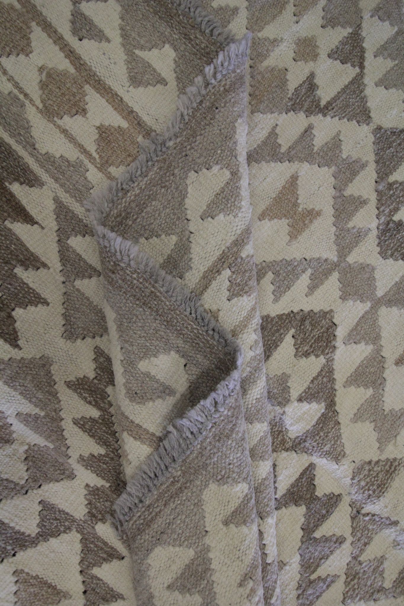 Beige cream scandinavian style kilim handmade flat-woven wool area rug- 198x155cm