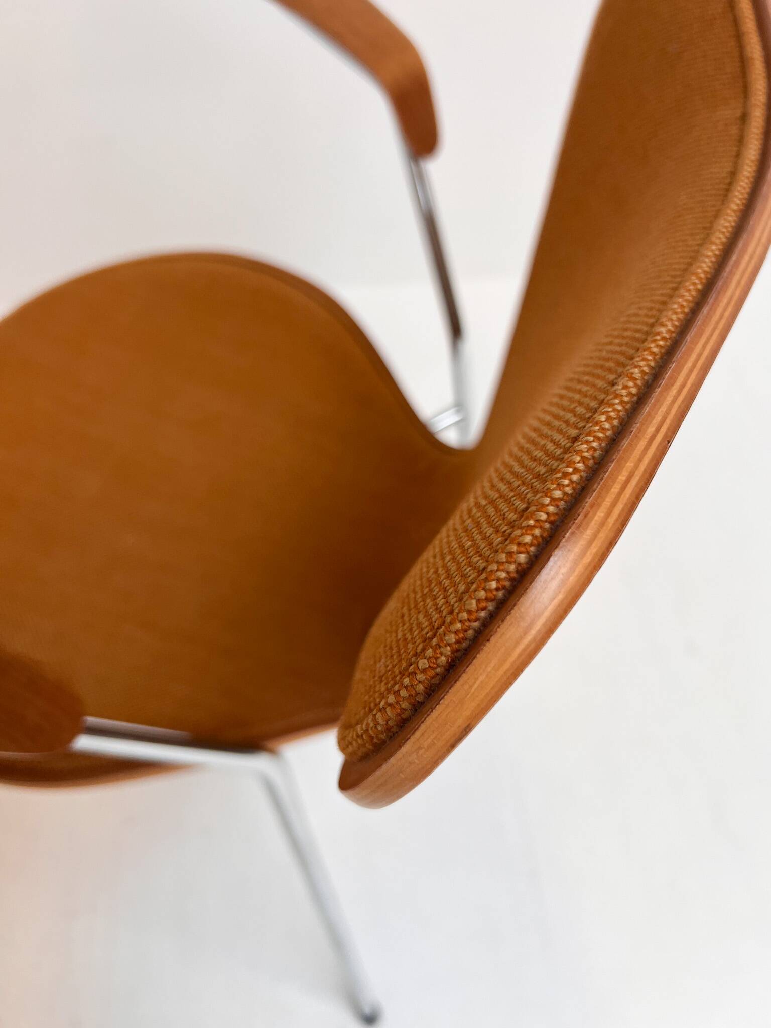 Wooden 3207 chair by Arne Jacobsen for Fritz Hansen, 1980s