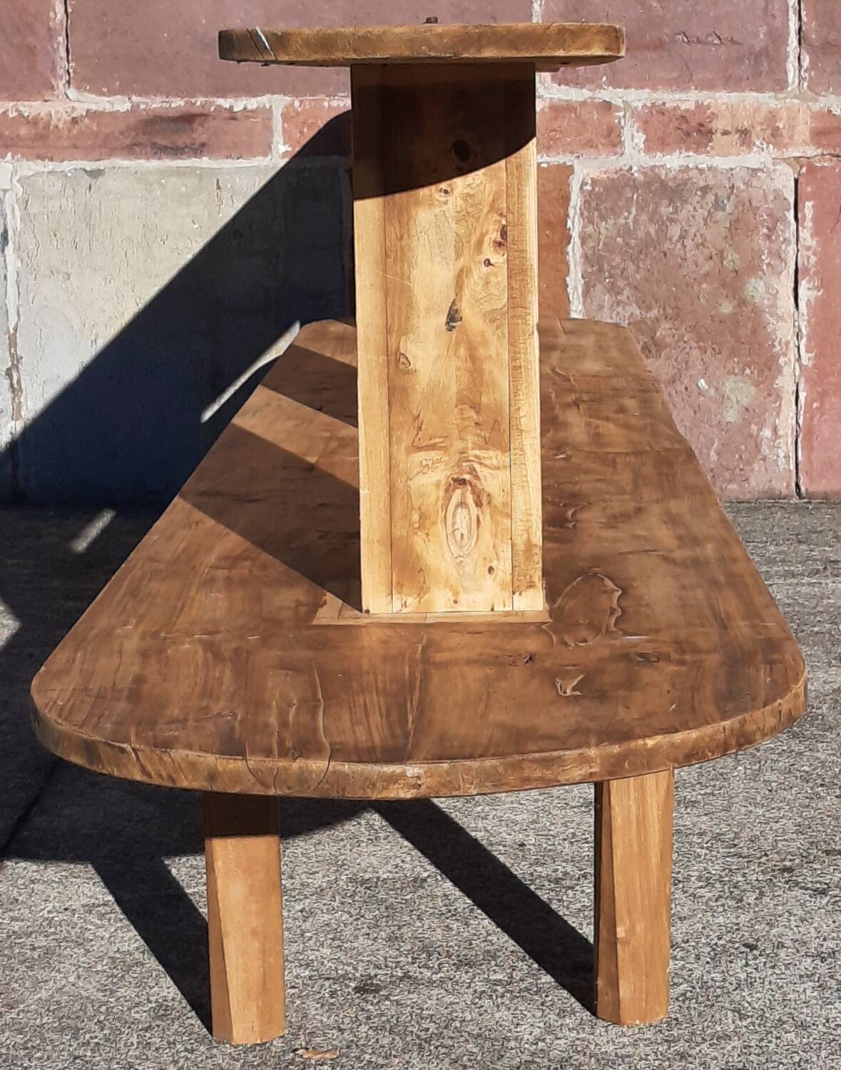 Présentoir ou comptoir de magasin ( 3m50)