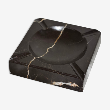 Ashtray in black marble