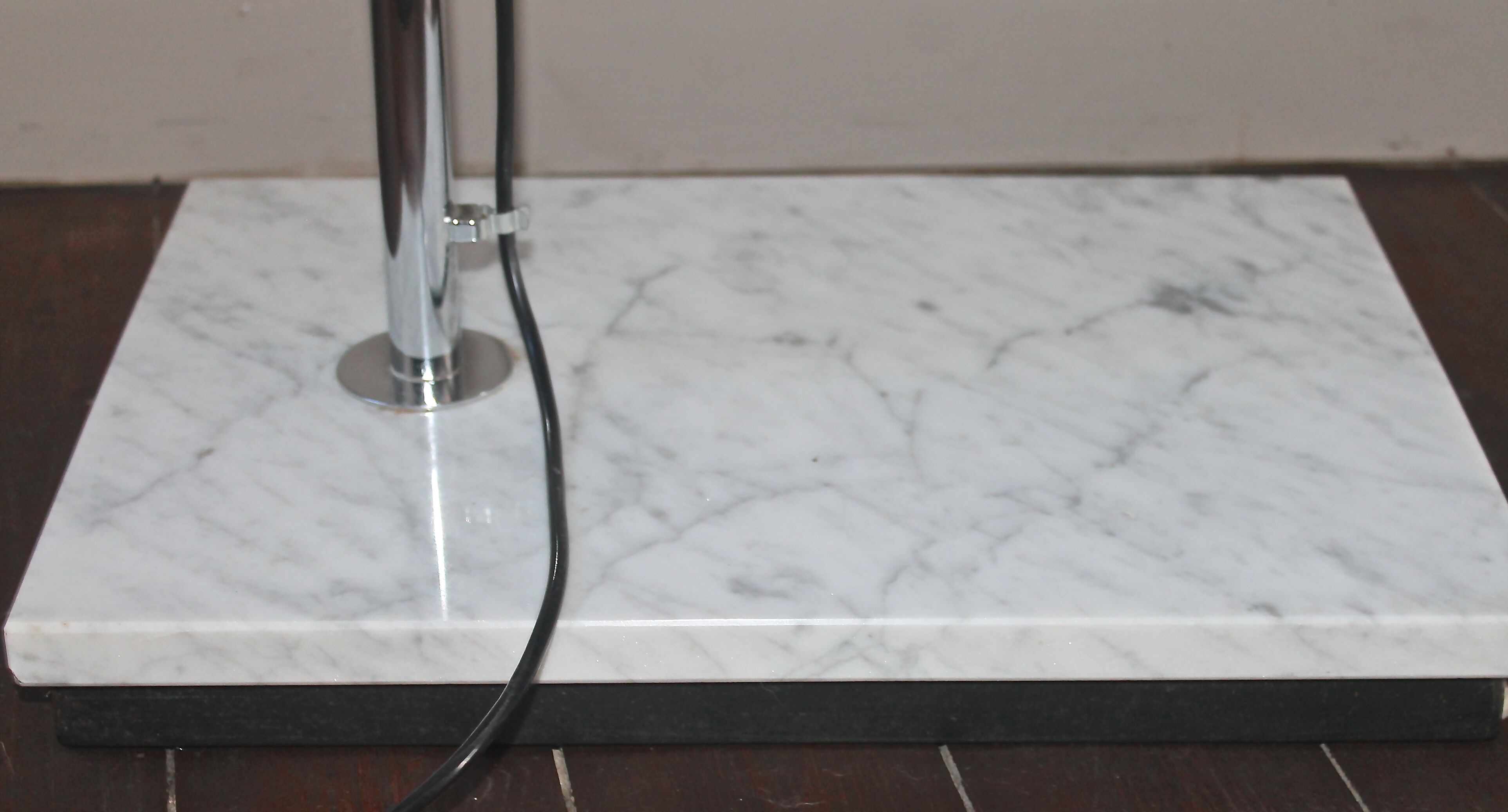 Guzzini arc floor lamp 1960/1970