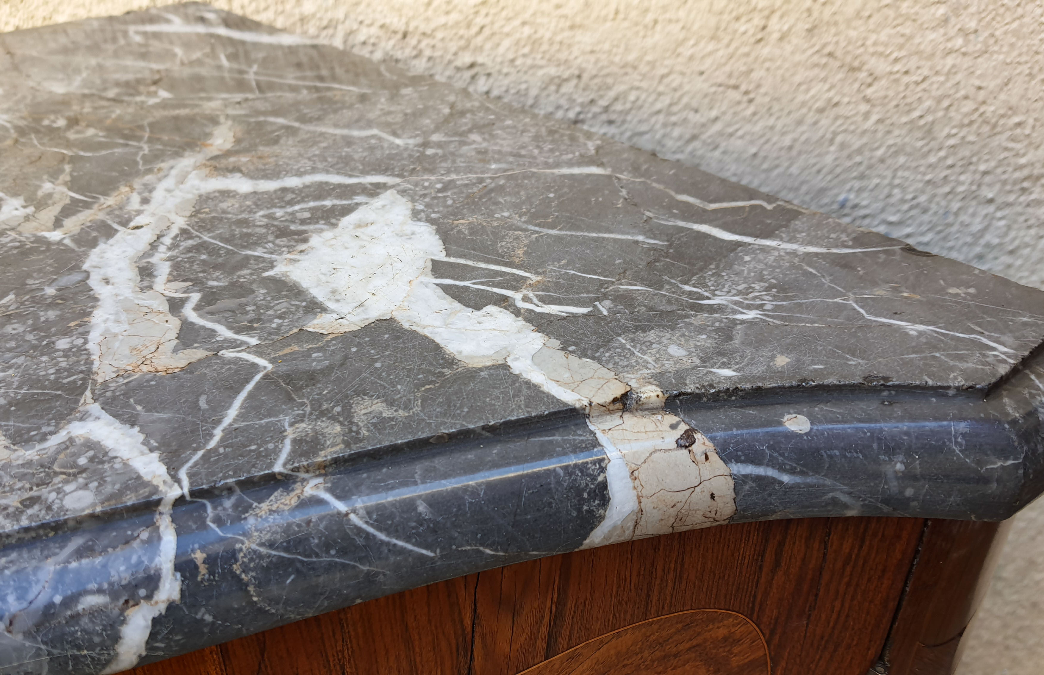 Notch period Louis XV master cabinetmaker Pierre Fléchy 1756