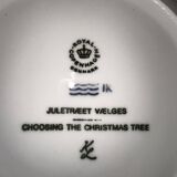 Royal Copenhagen porcelain Christmas plate 1979