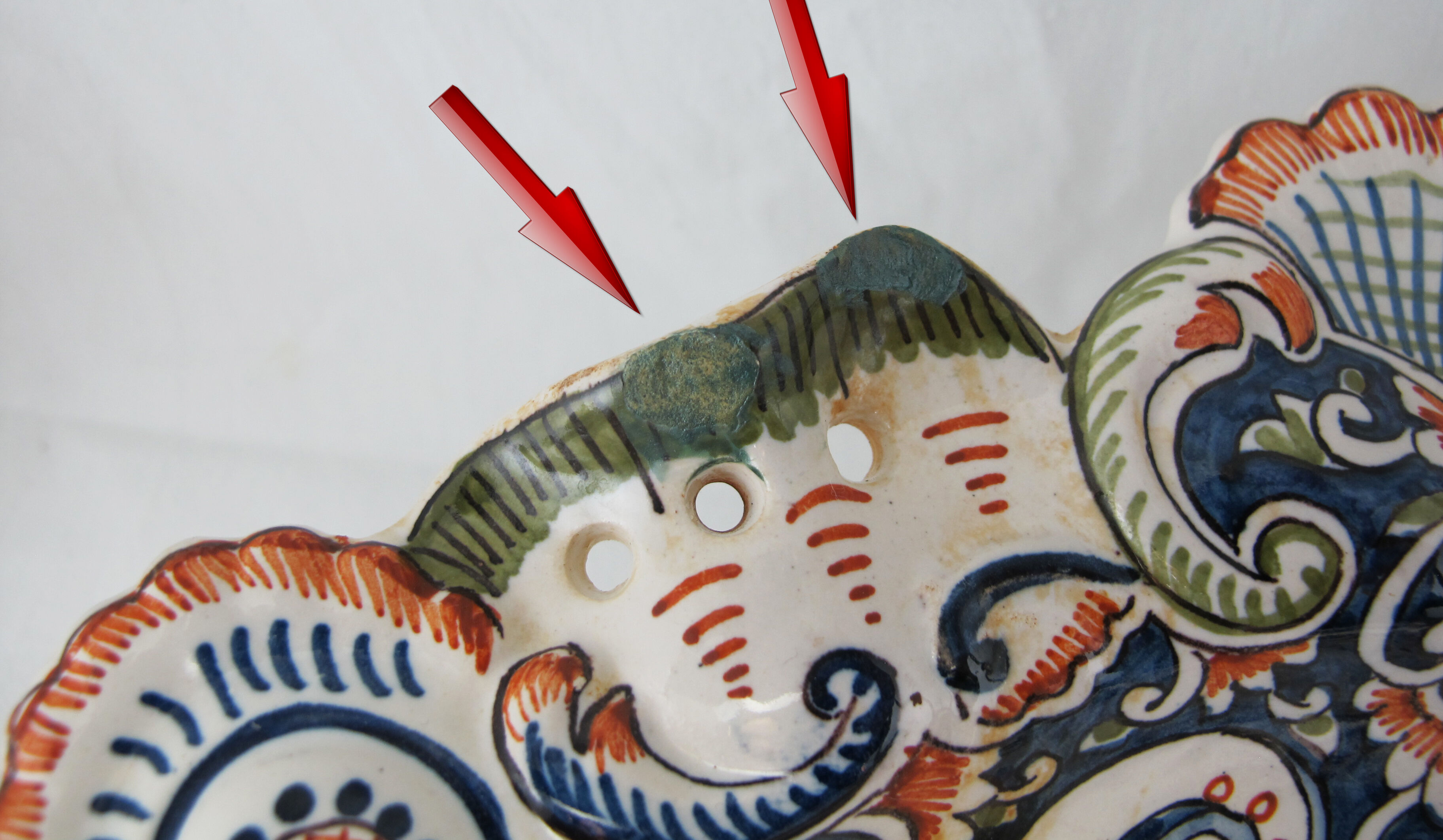 large rouen earthenware display