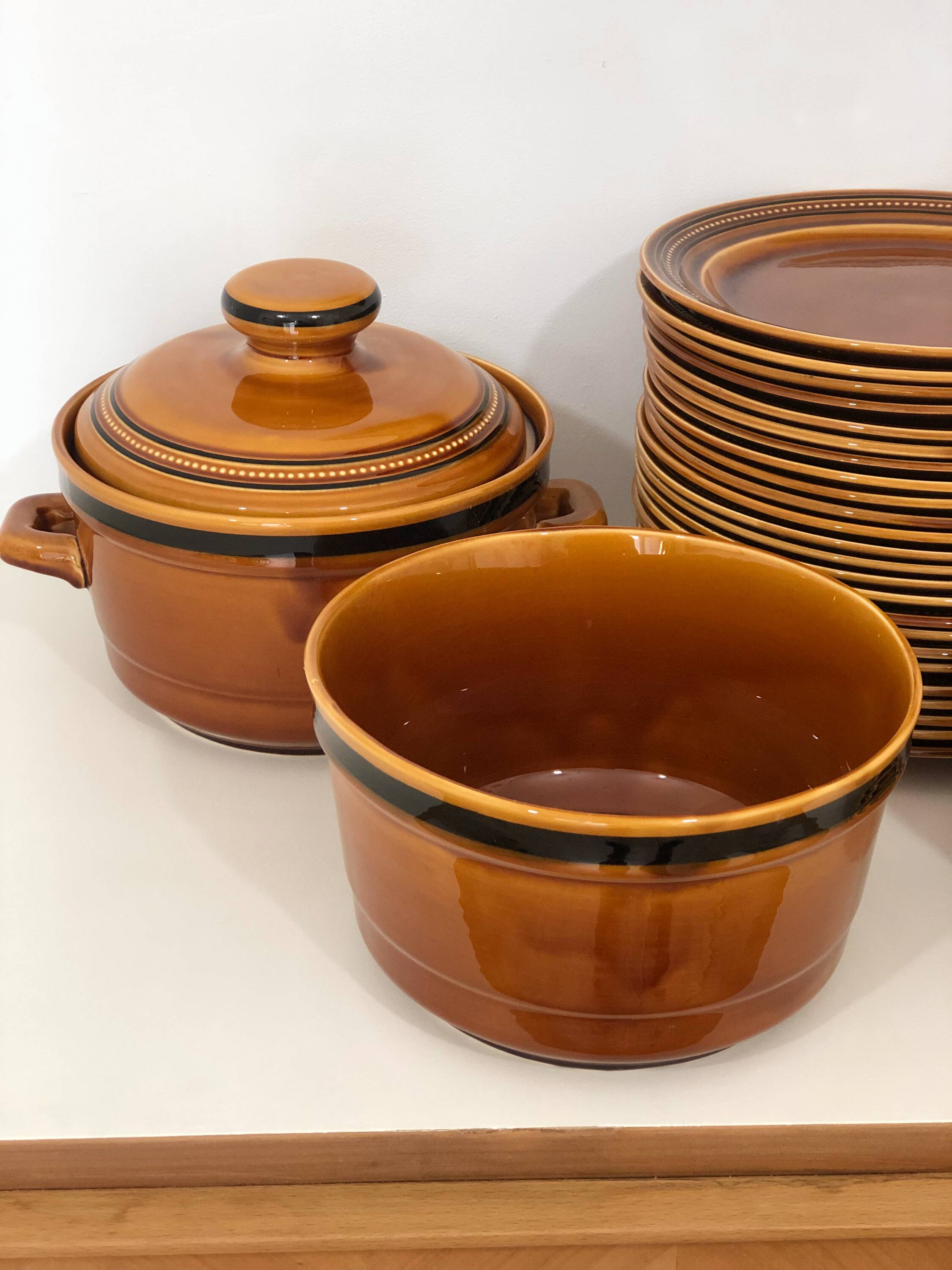 St Amand stoneware dinner service