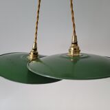 Pair of enamelled suspensions