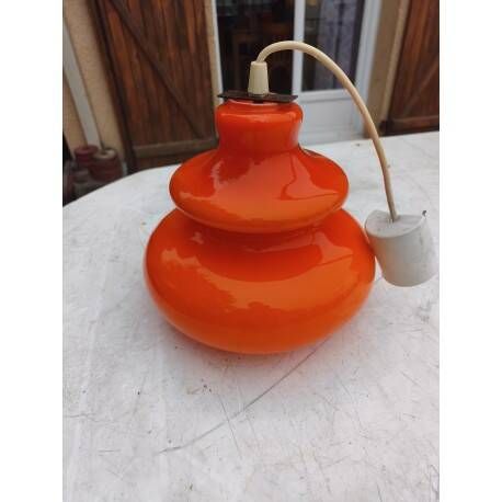 Vintage suspension in orange opaline