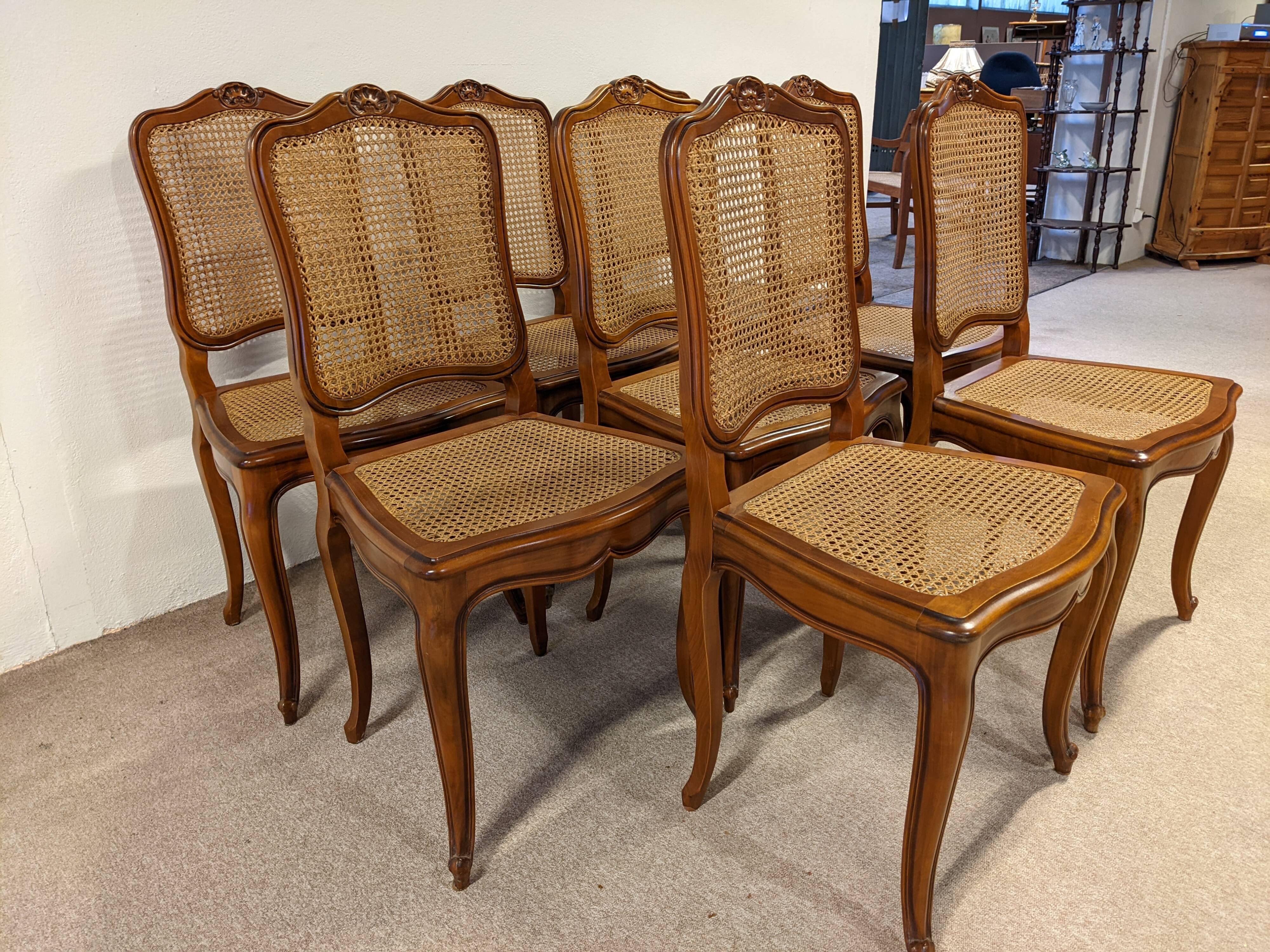 8 chaises style louis xv