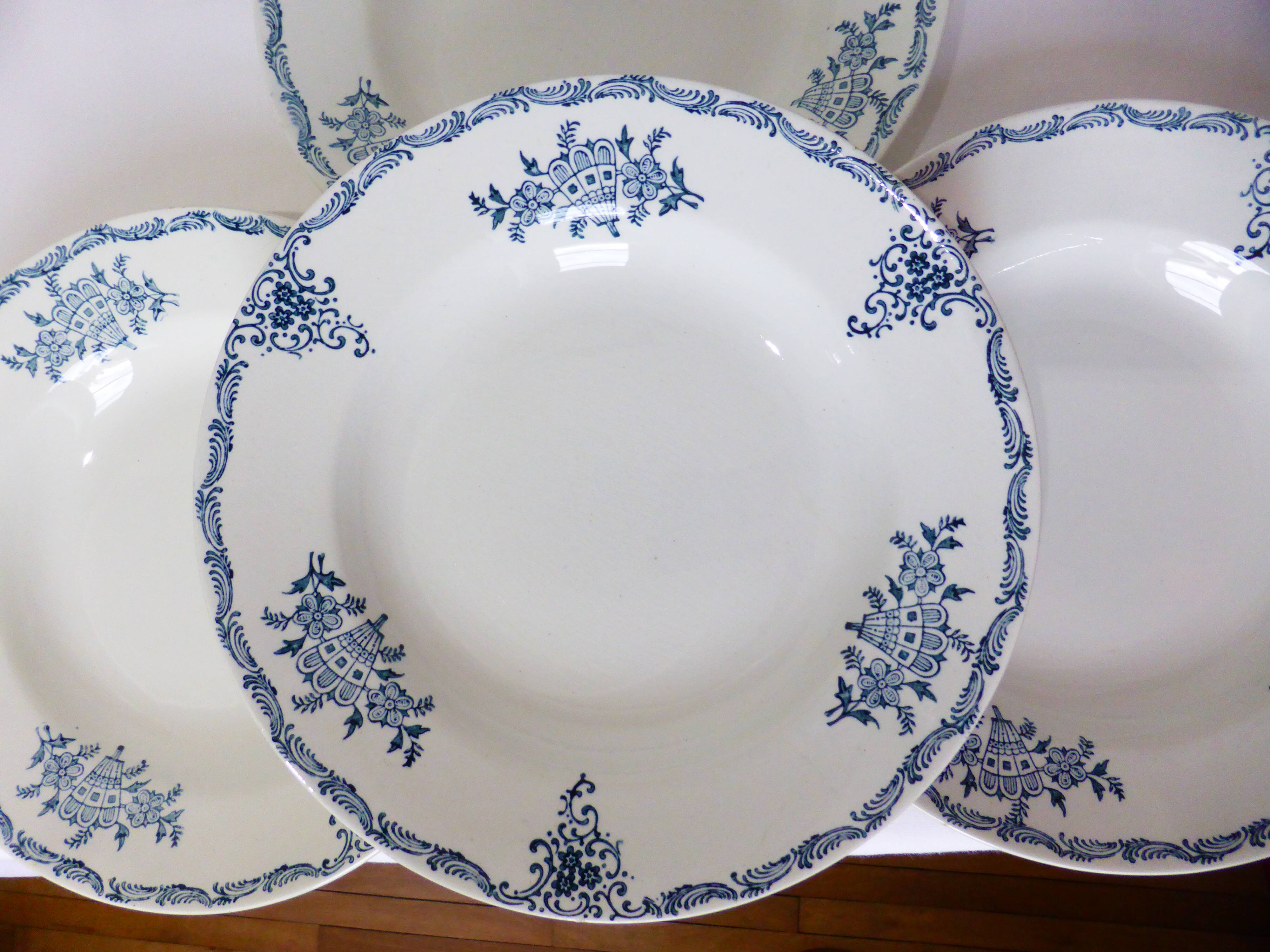 4 deep plates made of St Amand ironstone 220513