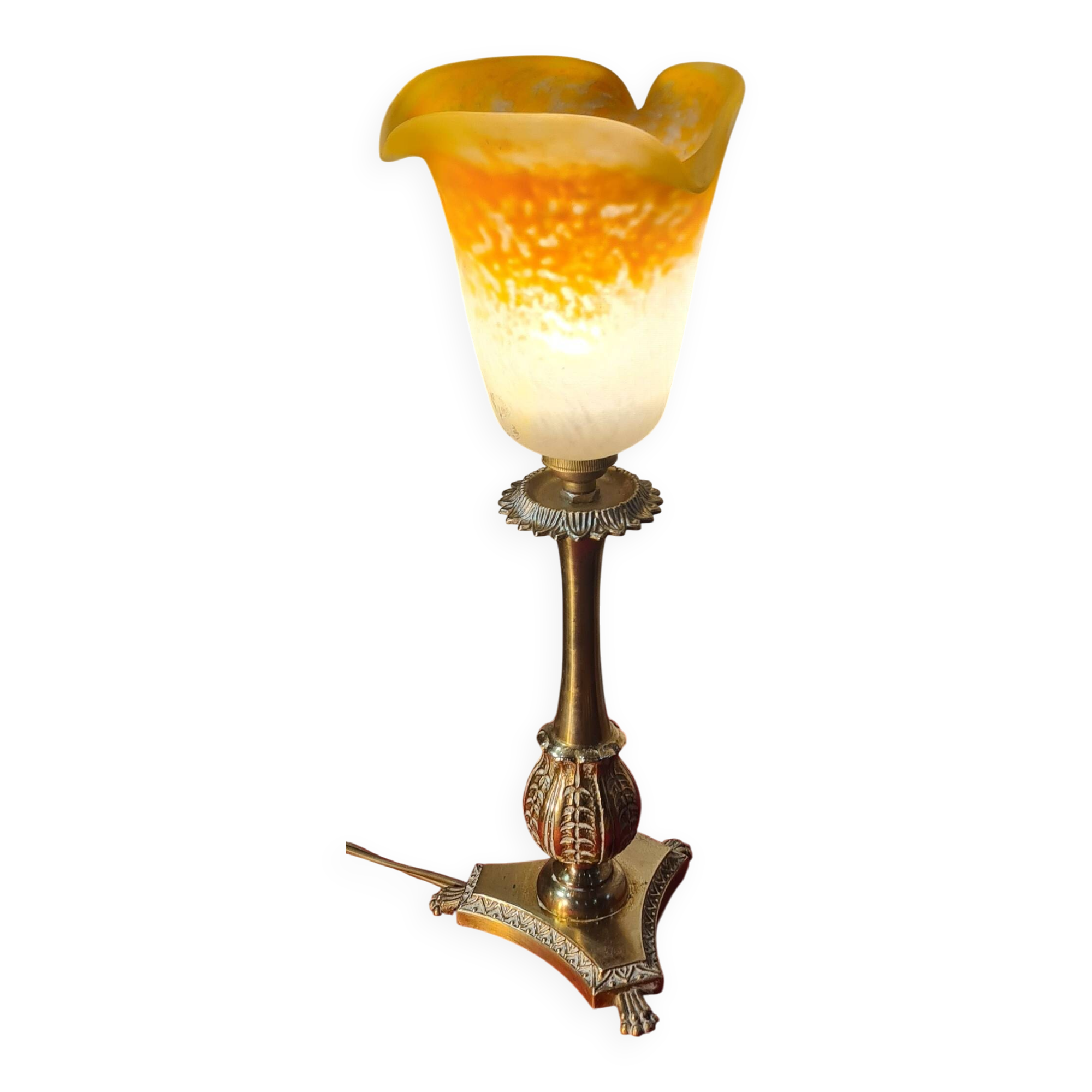 Antique Napoleonic bronze lamp, 3 very pretty tulips in glass paste, unsigned