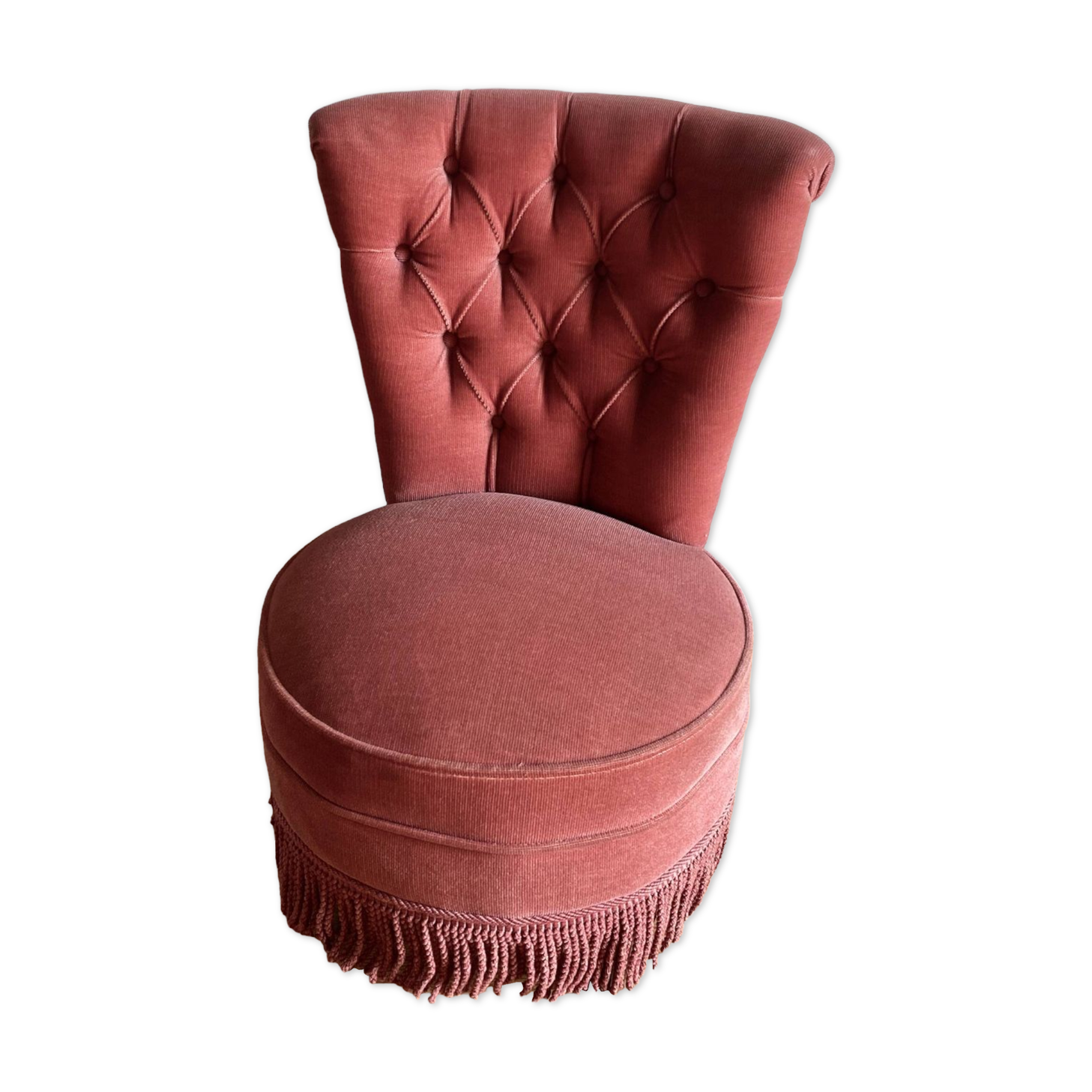 Mariette pink toad fireside chair