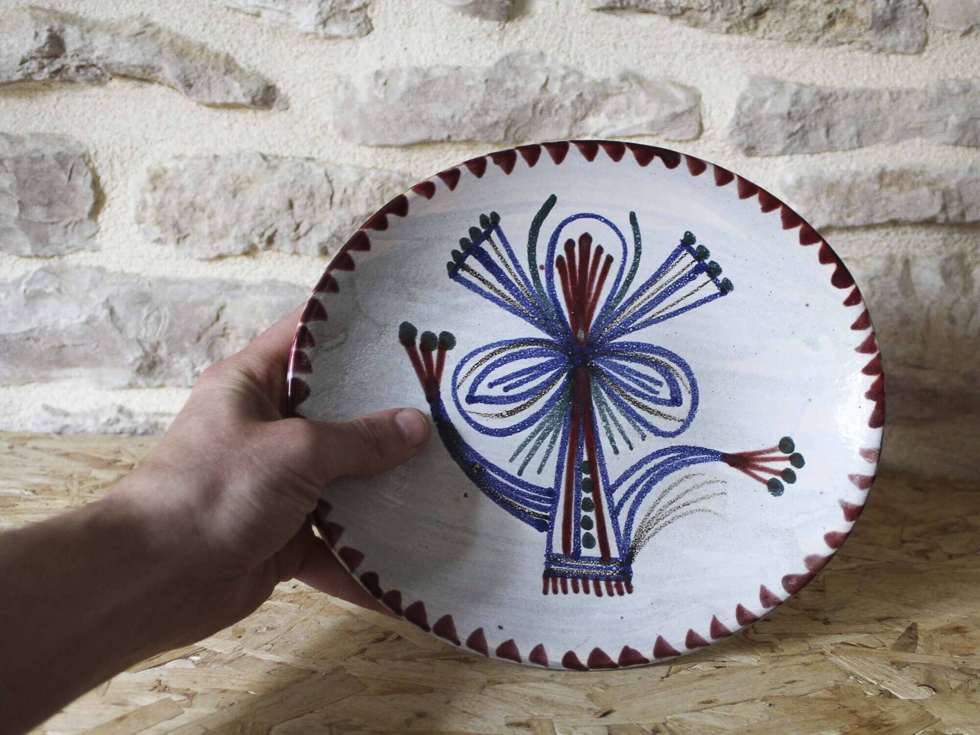 Ceramic plate with painted decoration - Jean Derval with the Atelier du Murier