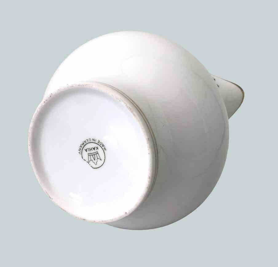 Pichet en porcelaine allemande