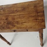 Farm table