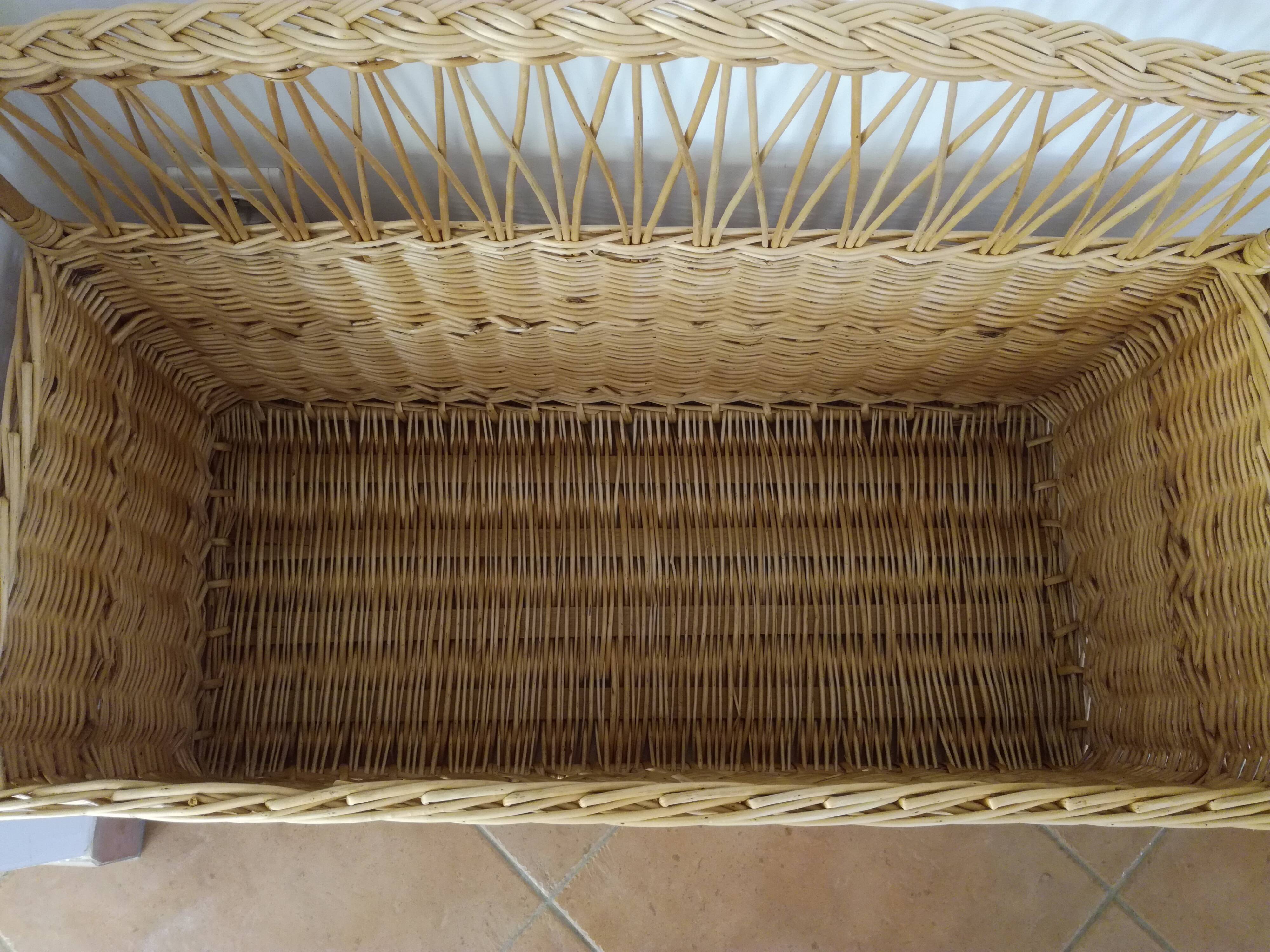 Rattan toy box