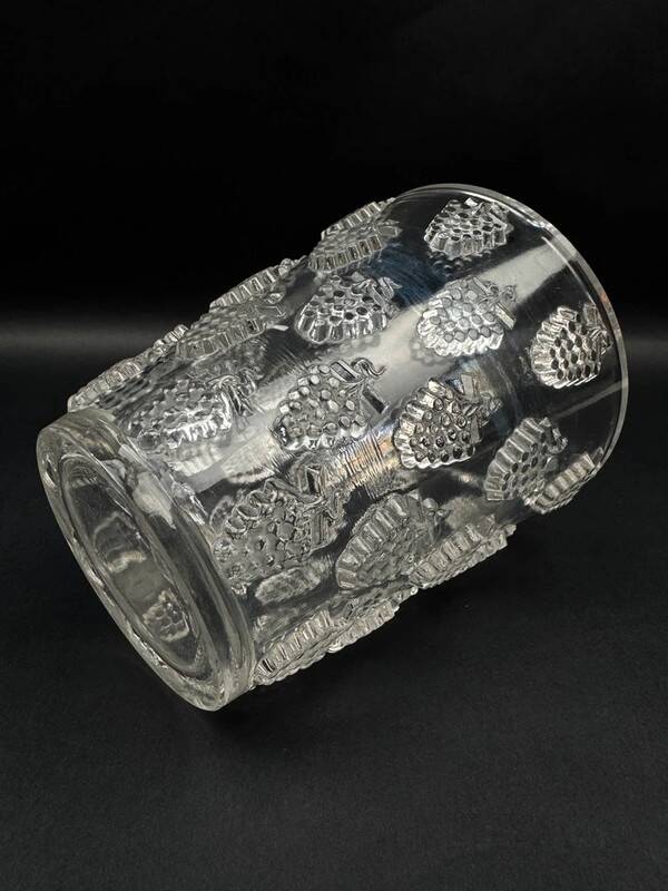 René Lalique "Malaga" model vase, pressed molded glass, circa 1937