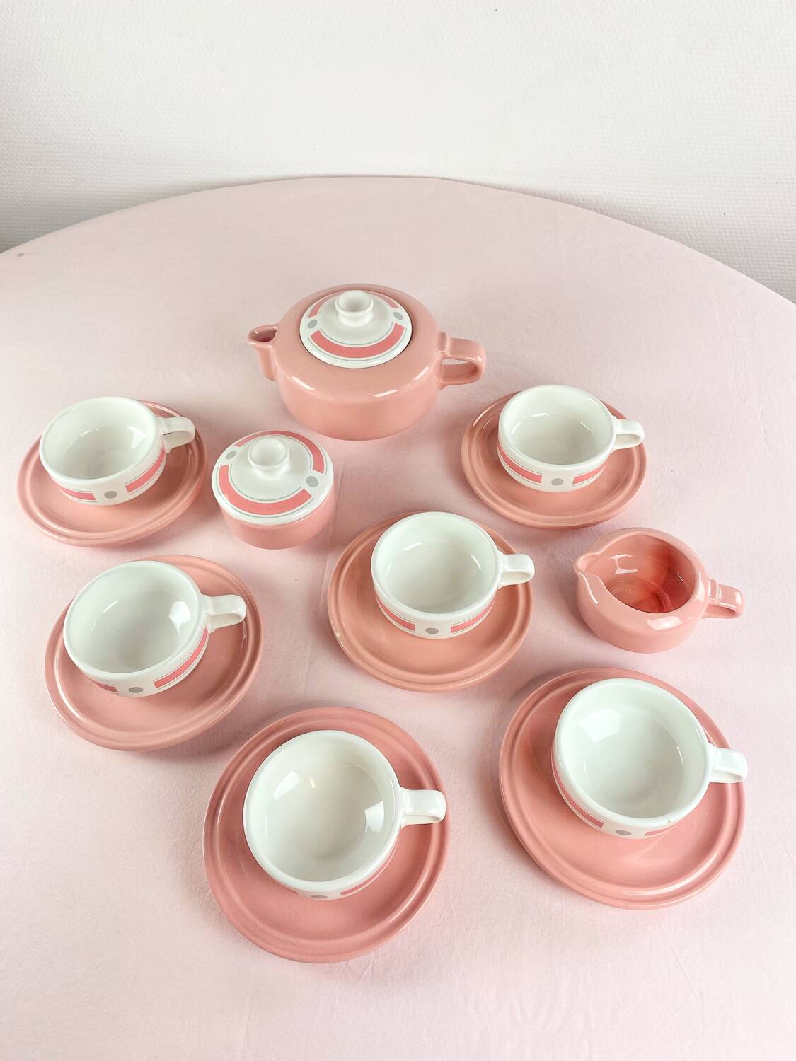 Service vintage rose