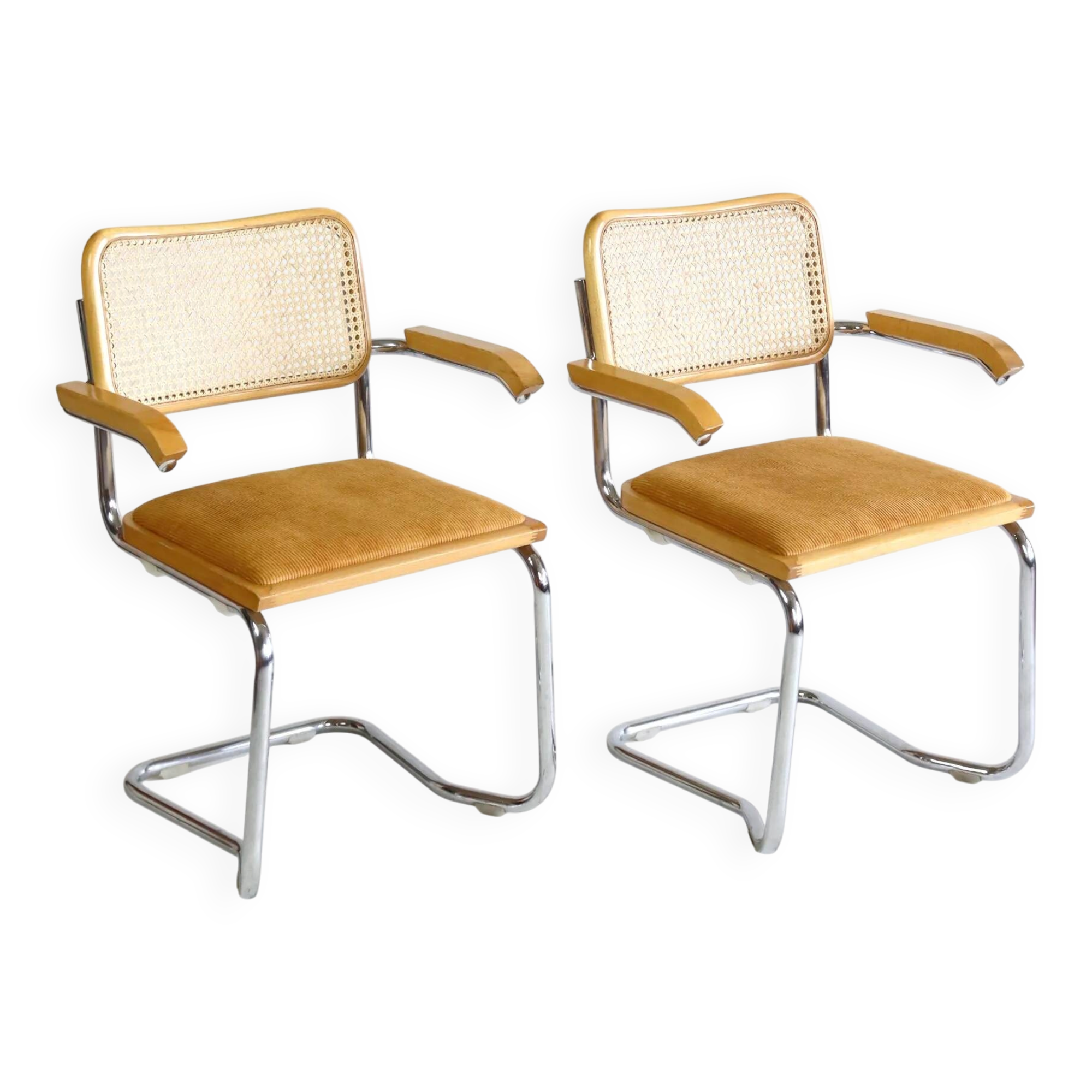 Paire de chaises B64