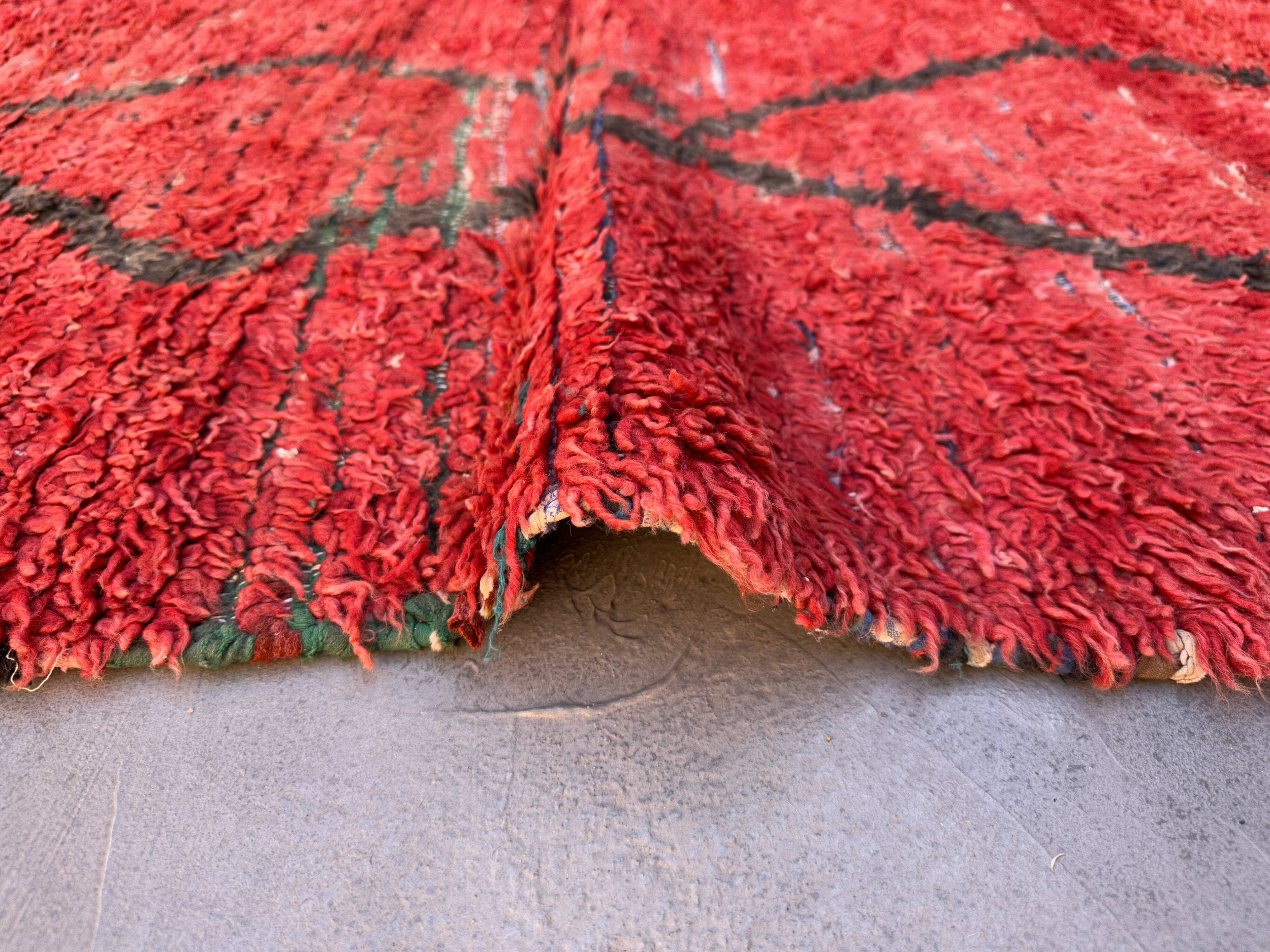 Red Boujad Moroccan rug - 100 x 229 cm