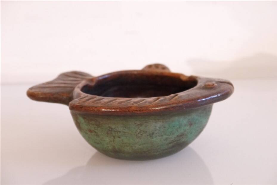 Empty ceramic pocket in the shape of a fish 1960