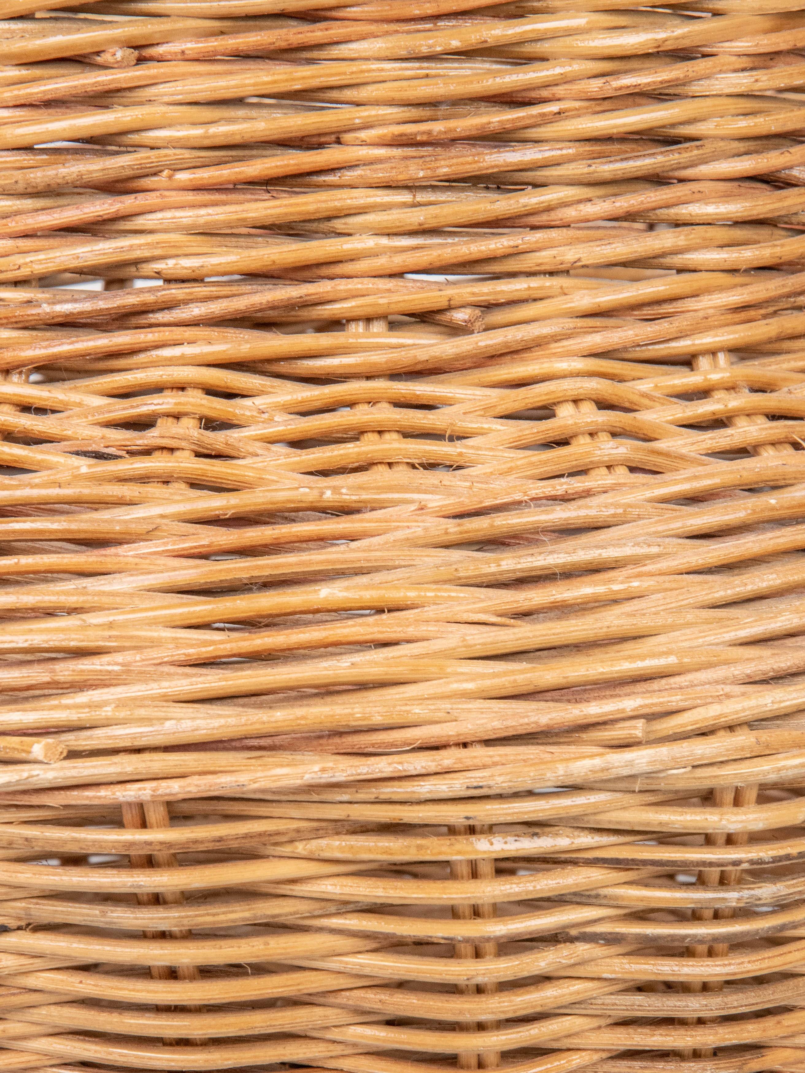 Wicker basket