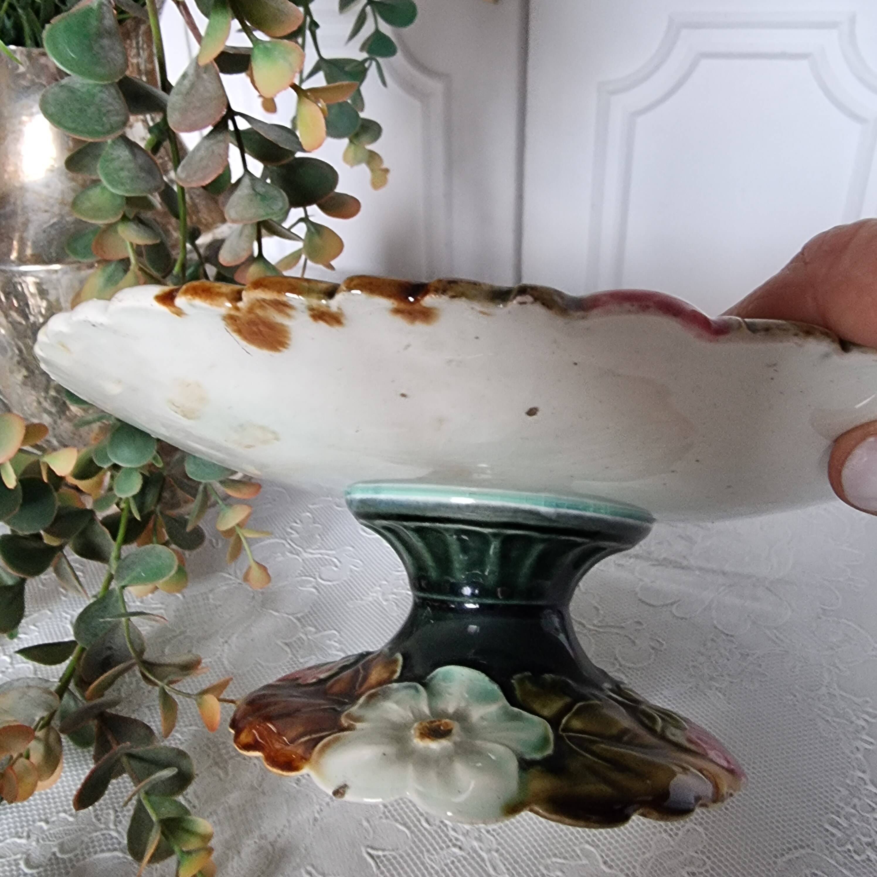 Set of 6 french onnaing barbonite ceramic plates and cake plate